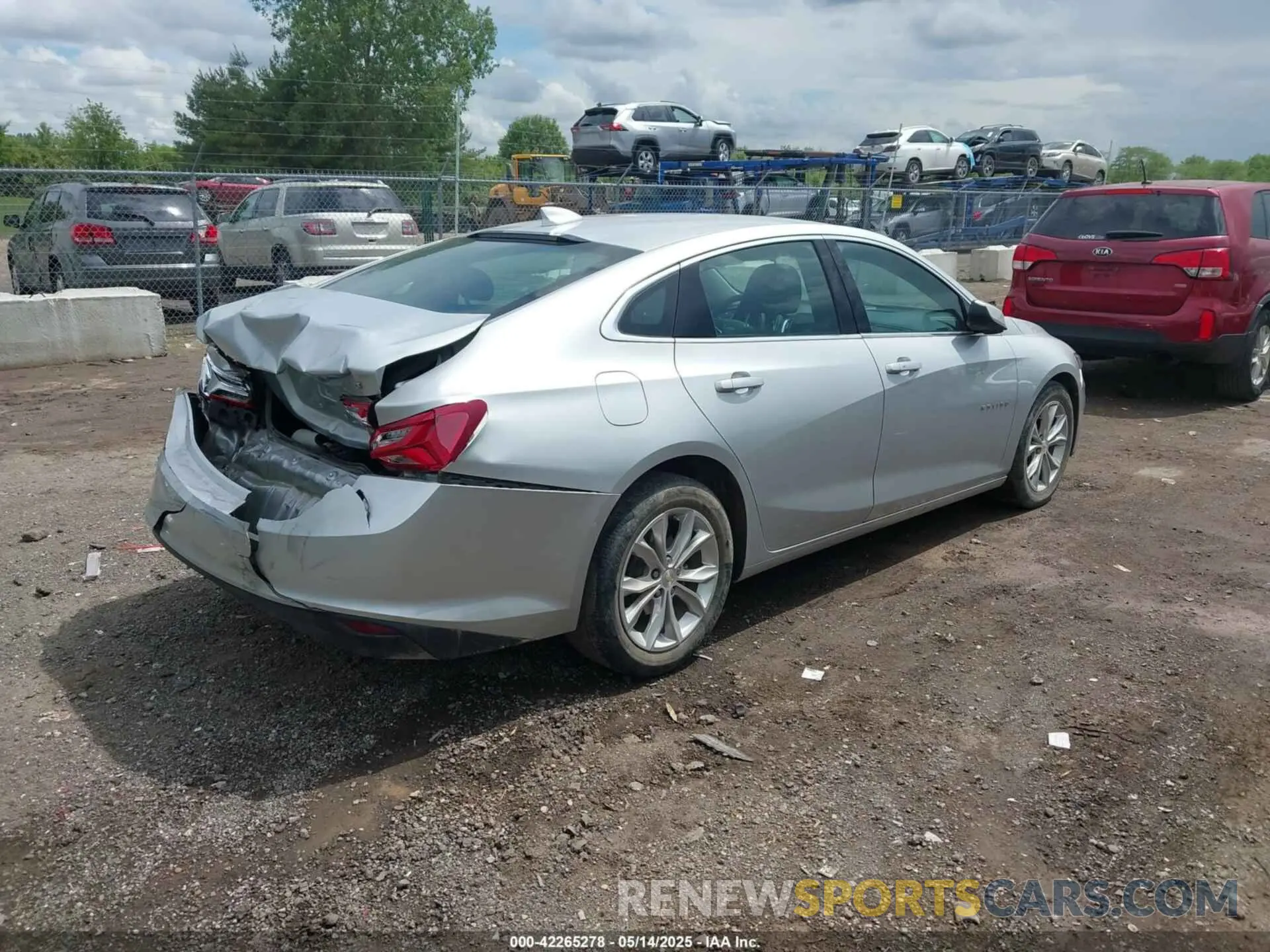 4 Photograph of a damaged car 1G1ZD5ST4NF108201 CHEVROLET MALIBU 2022