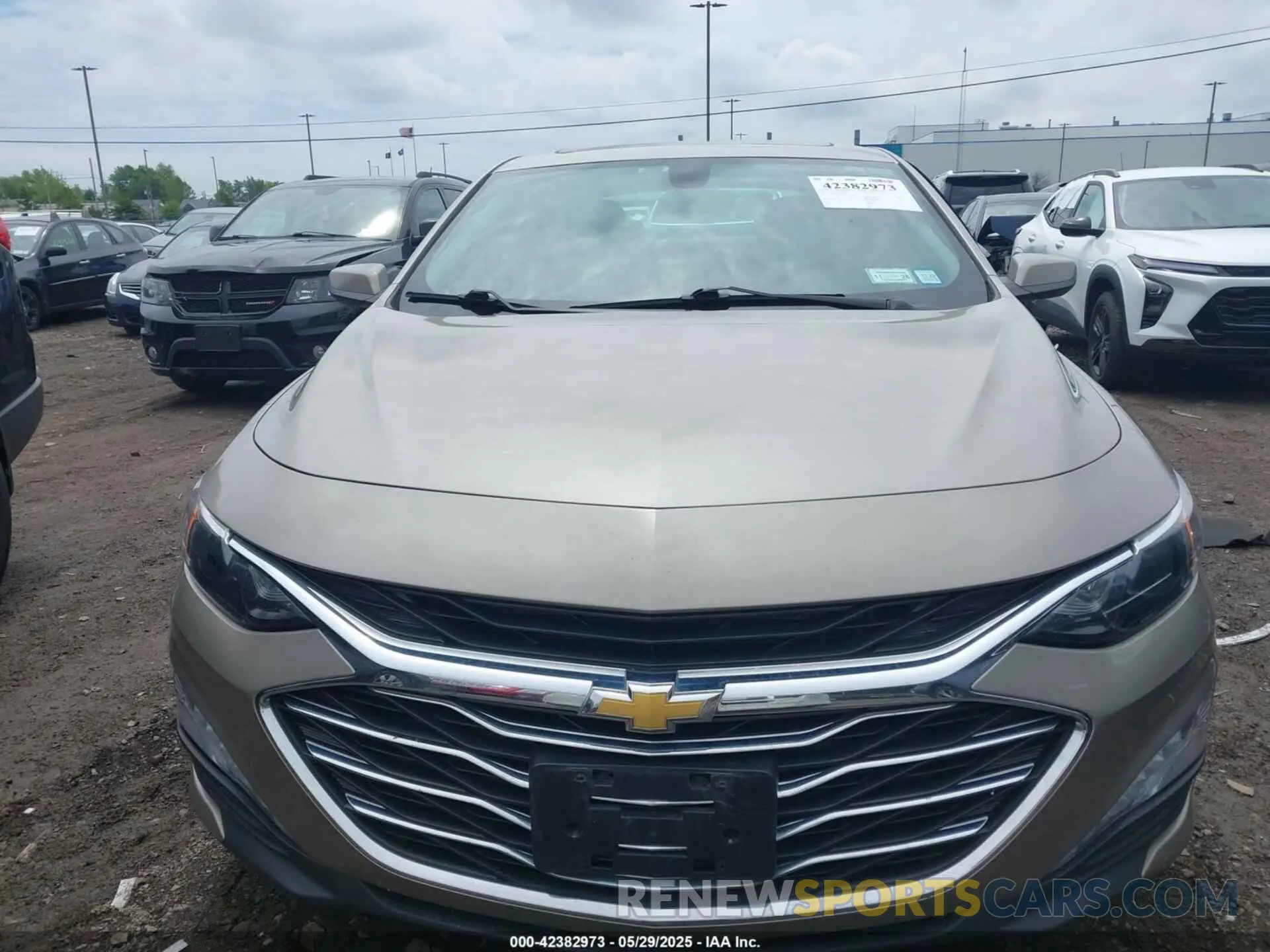 12 Photograph of a damaged car 1G1ZD5ST4NF132577 CHEVROLET MALIBU 2022