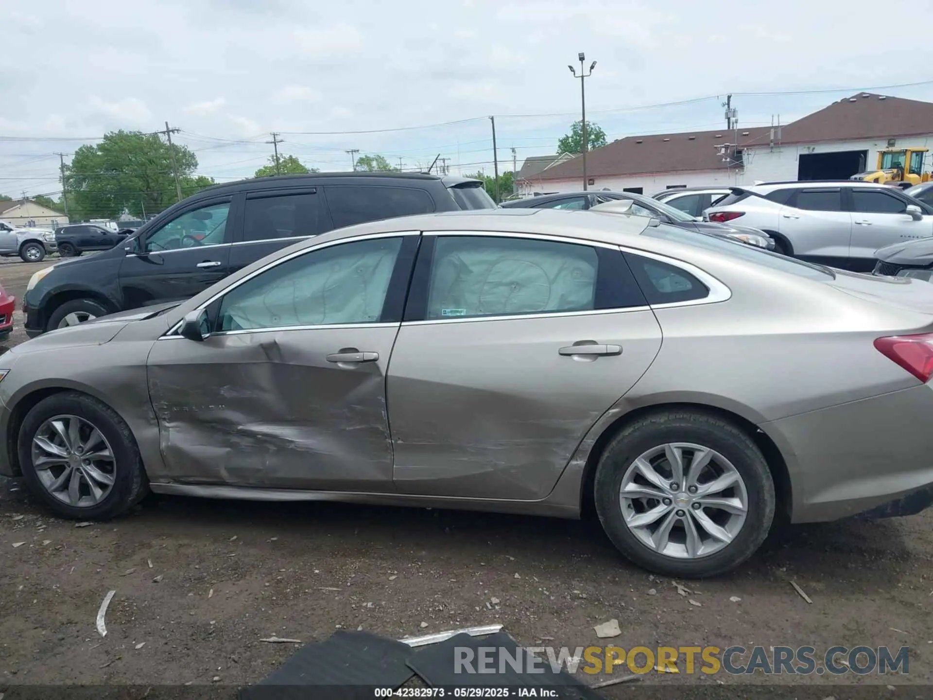 14 Photograph of a damaged car 1G1ZD5ST4NF132577 CHEVROLET MALIBU 2022