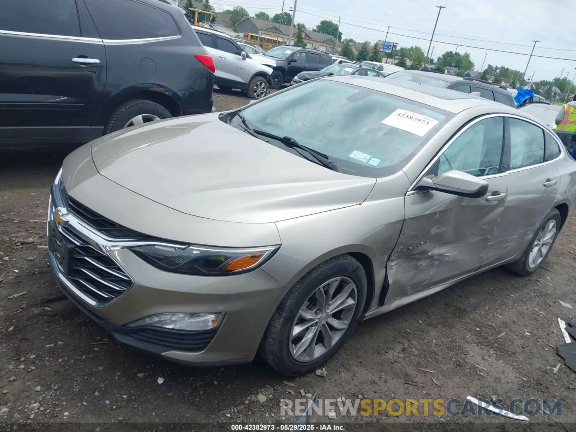 2 Photograph of a damaged car 1G1ZD5ST4NF132577 CHEVROLET MALIBU 2022