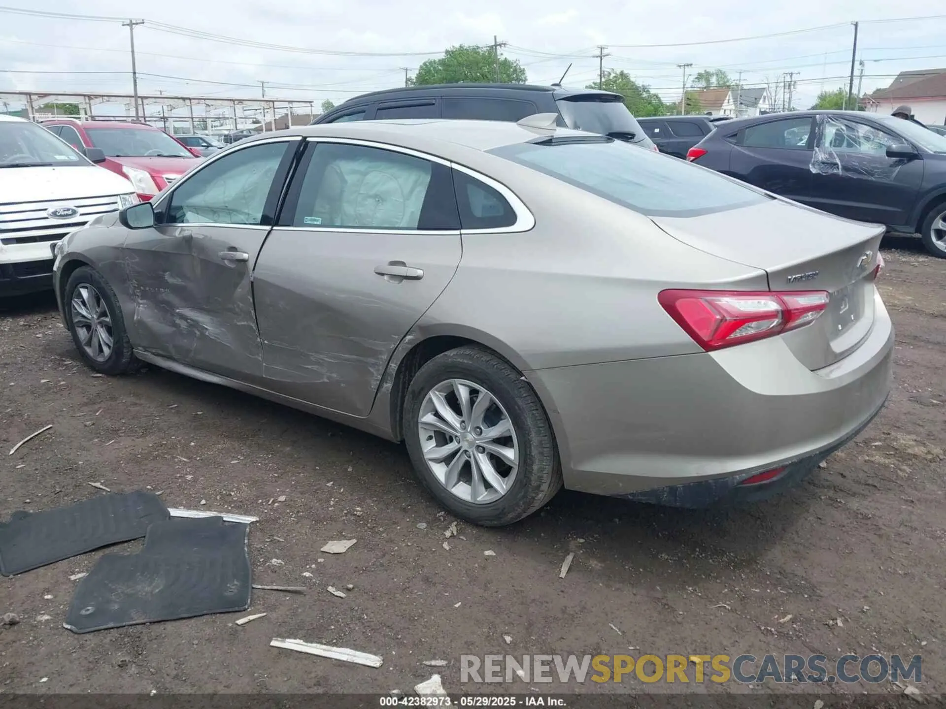 3 Photograph of a damaged car 1G1ZD5ST4NF132577 CHEVROLET MALIBU 2022