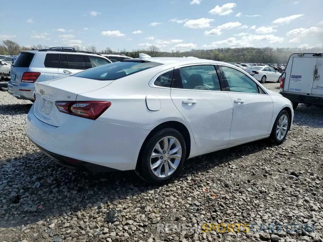 3 Photograph of a damaged car 1G1ZD5ST4NF136211 CHEVROLET MALIBU 2022