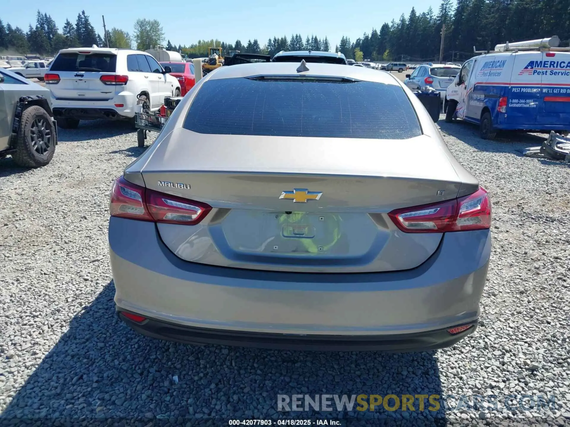 17 Photograph of a damaged car 1G1ZD5ST4NF136564 CHEVROLET MALIBU 2022