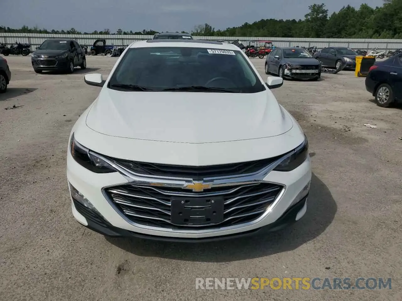 5 Photograph of a damaged car 1G1ZD5ST4NF140274 CHEVROLET MALIBU 2022