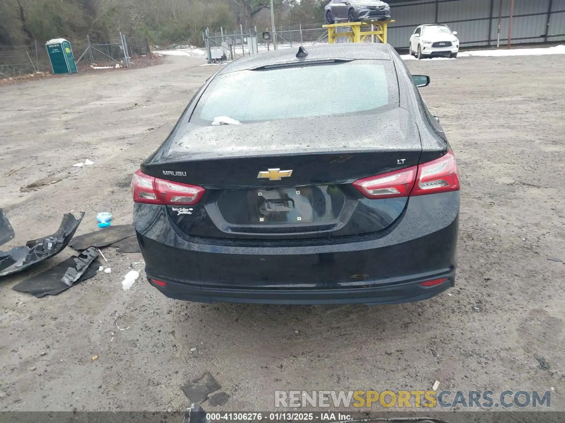17 Photograph of a damaged car 1G1ZD5ST4NF145989 CHEVROLET MALIBU 2022