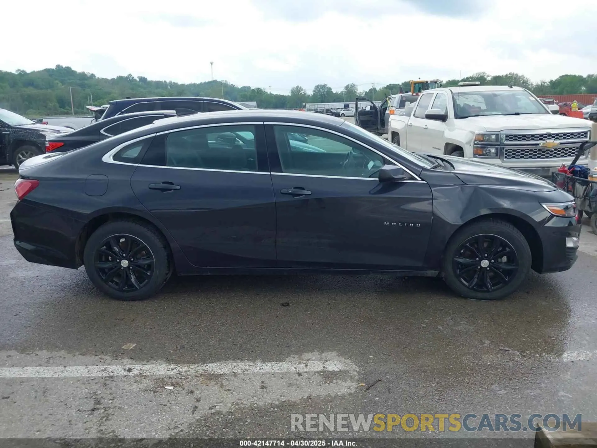 14 Photograph of a damaged car 1G1ZD5ST4NF161853 CHEVROLET MALIBU 2022