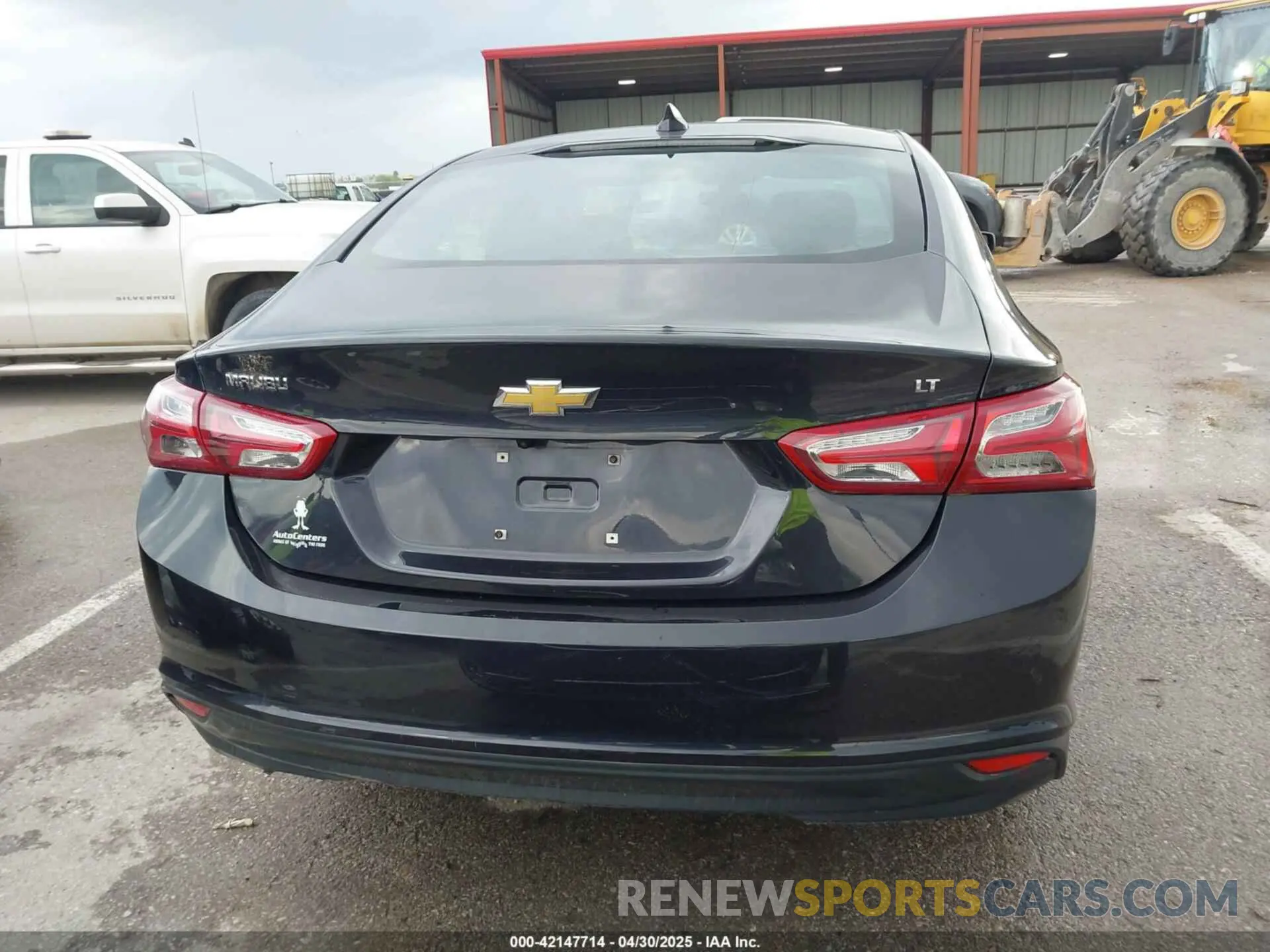 17 Photograph of a damaged car 1G1ZD5ST4NF161853 CHEVROLET MALIBU 2022