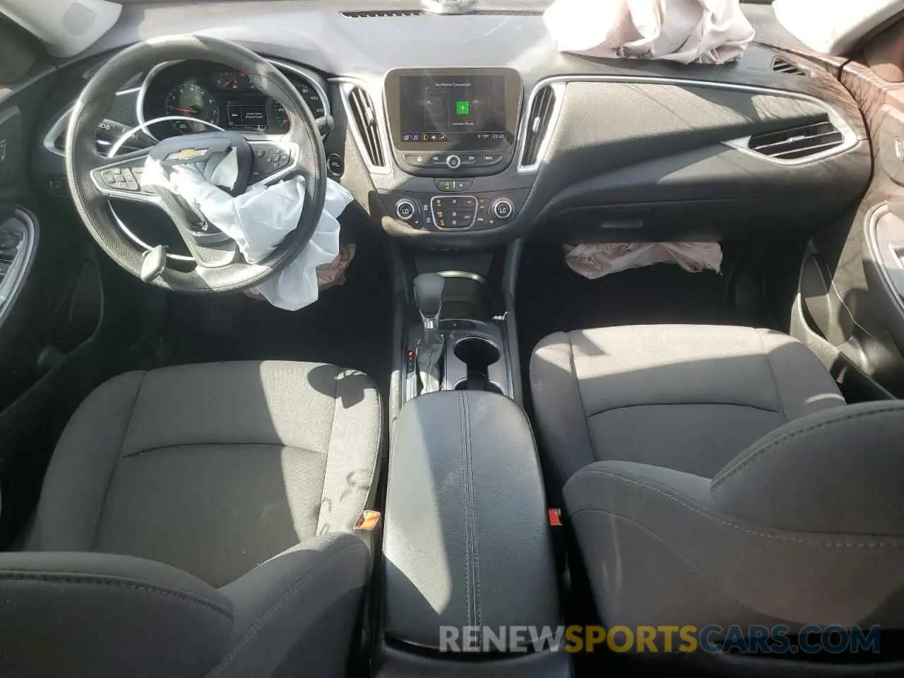 8 Photograph of a damaged car 1G1ZD5ST4NF166261 CHEVROLET MALIBU 2022