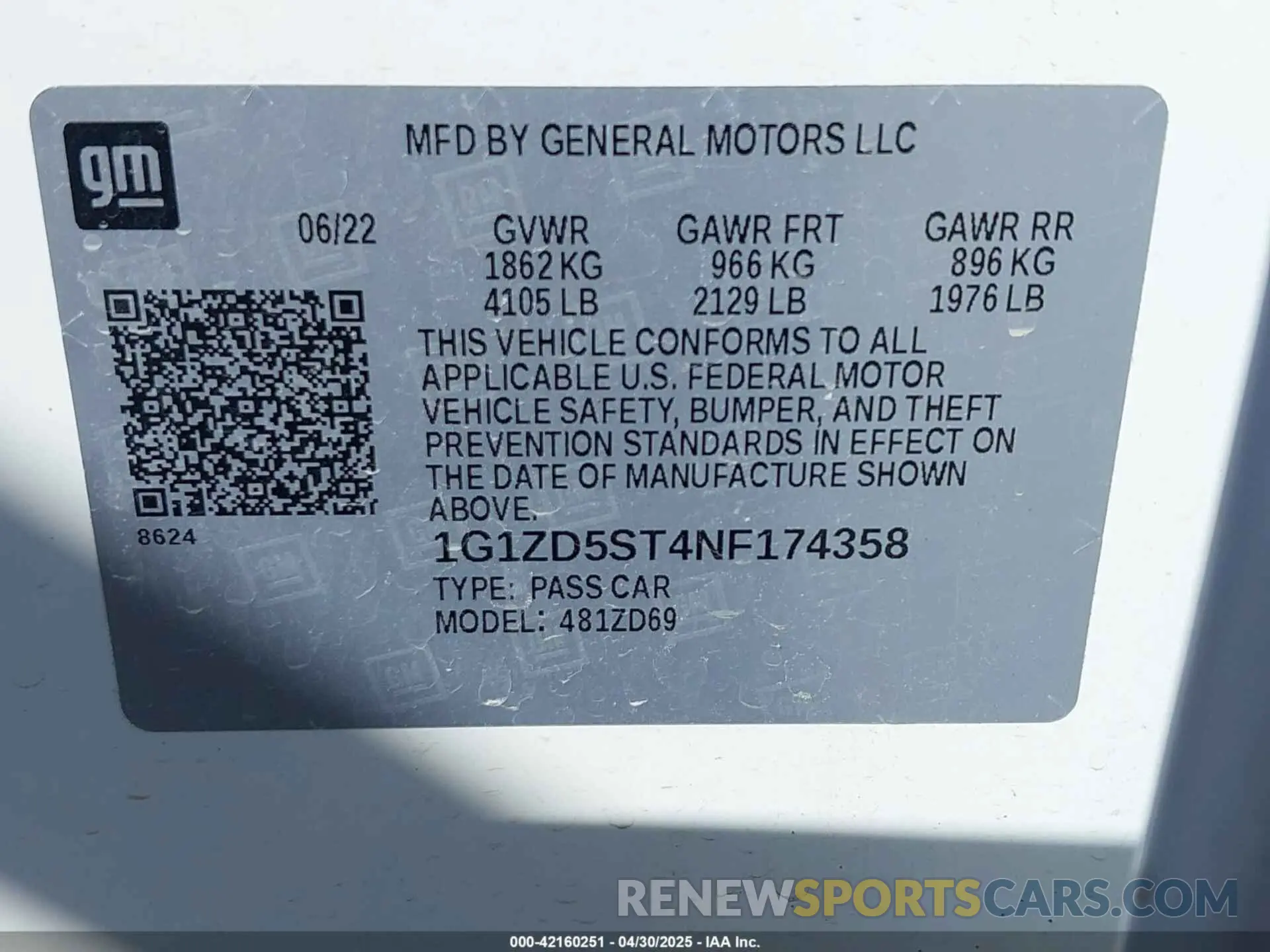 9 Photograph of a damaged car 1G1ZD5ST4NF174358 CHEVROLET MALIBU 2022