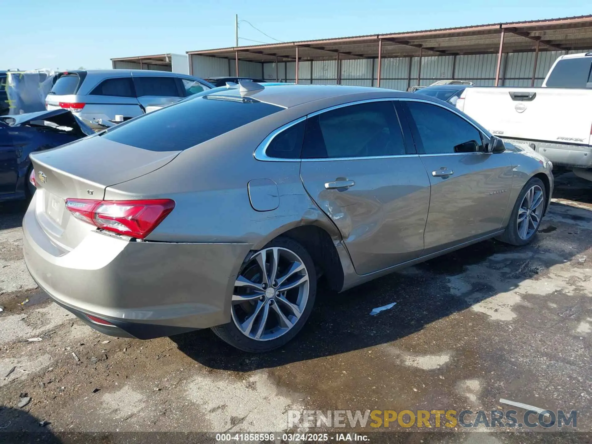 4 Photograph of a damaged car 1G1ZD5ST4NF178104 CHEVROLET MALIBU 2022