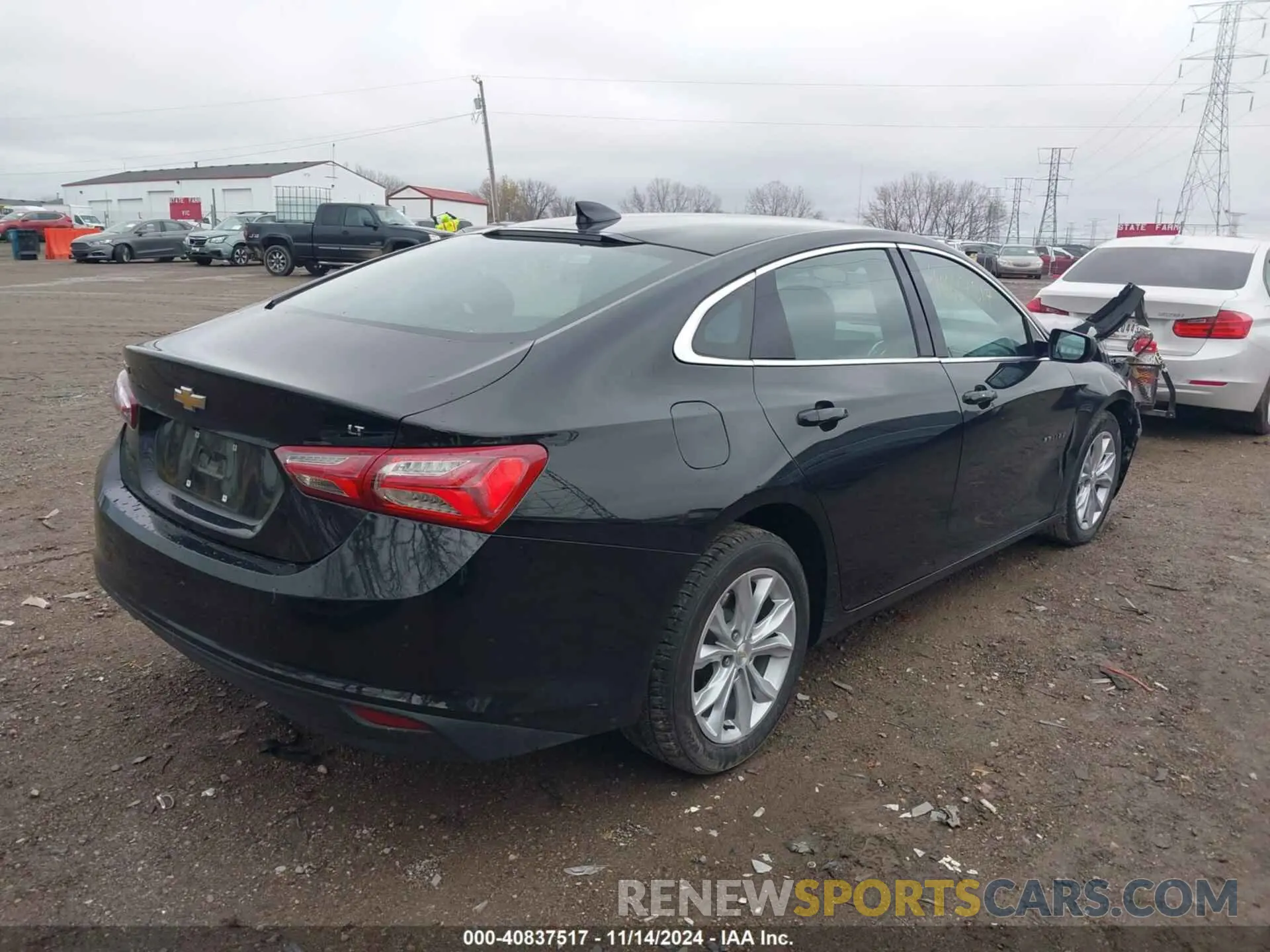 4 Photograph of a damaged car 1G1ZD5ST4NF180712 CHEVROLET MALIBU 2022