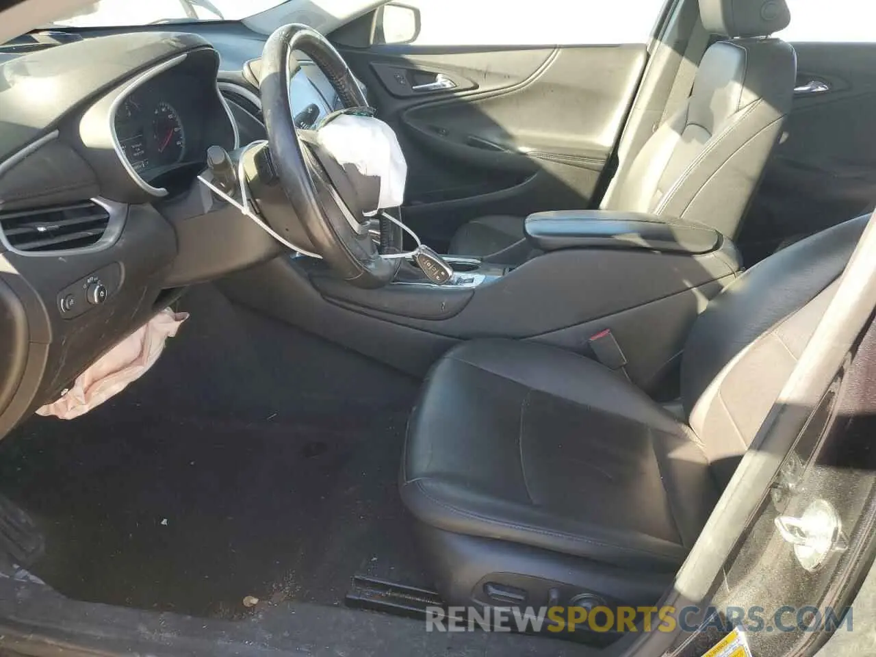 7 Photograph of a damaged car 1G1ZD5ST4NF205866 CHEVROLET MALIBU 2022