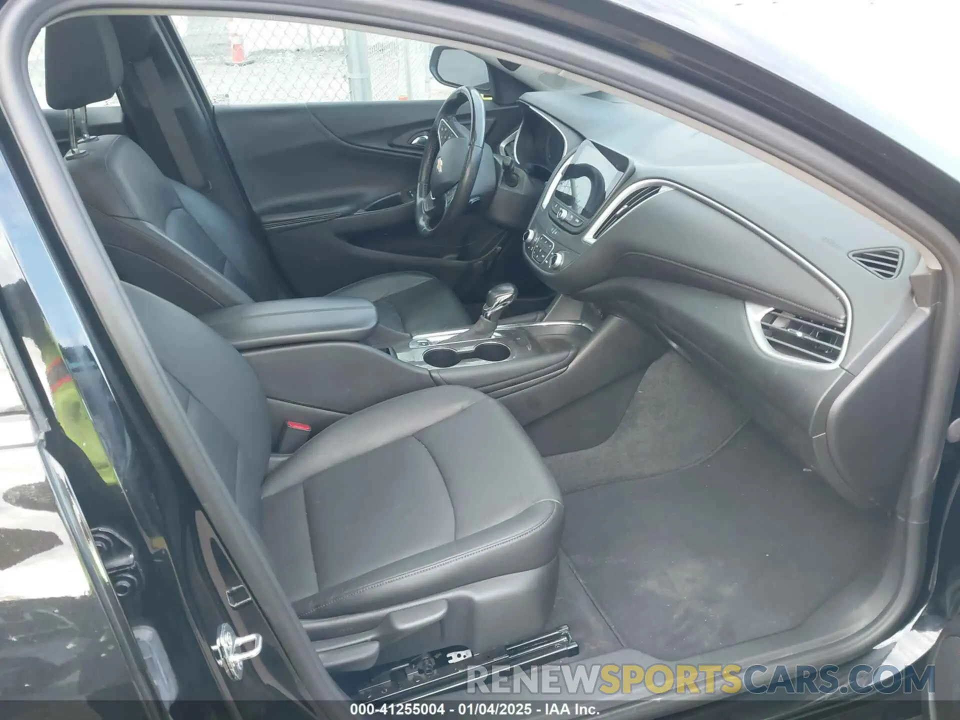 5 Photograph of a damaged car 1G1ZD5ST5NF120941 CHEVROLET MALIBU 2022