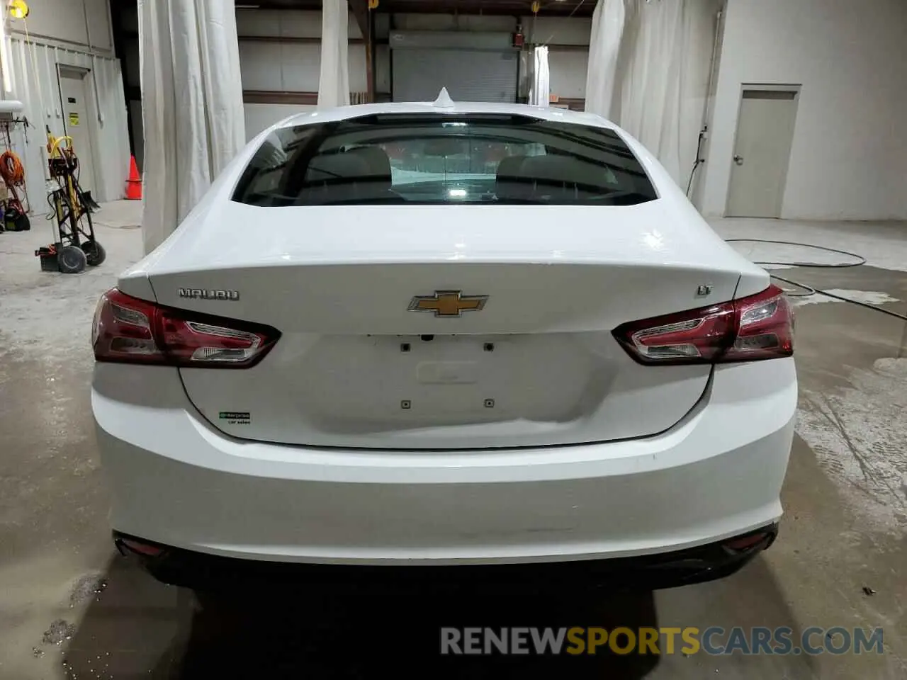 6 Photograph of a damaged car 1G1ZD5ST5NF122513 CHEVROLET MALIBU 2022