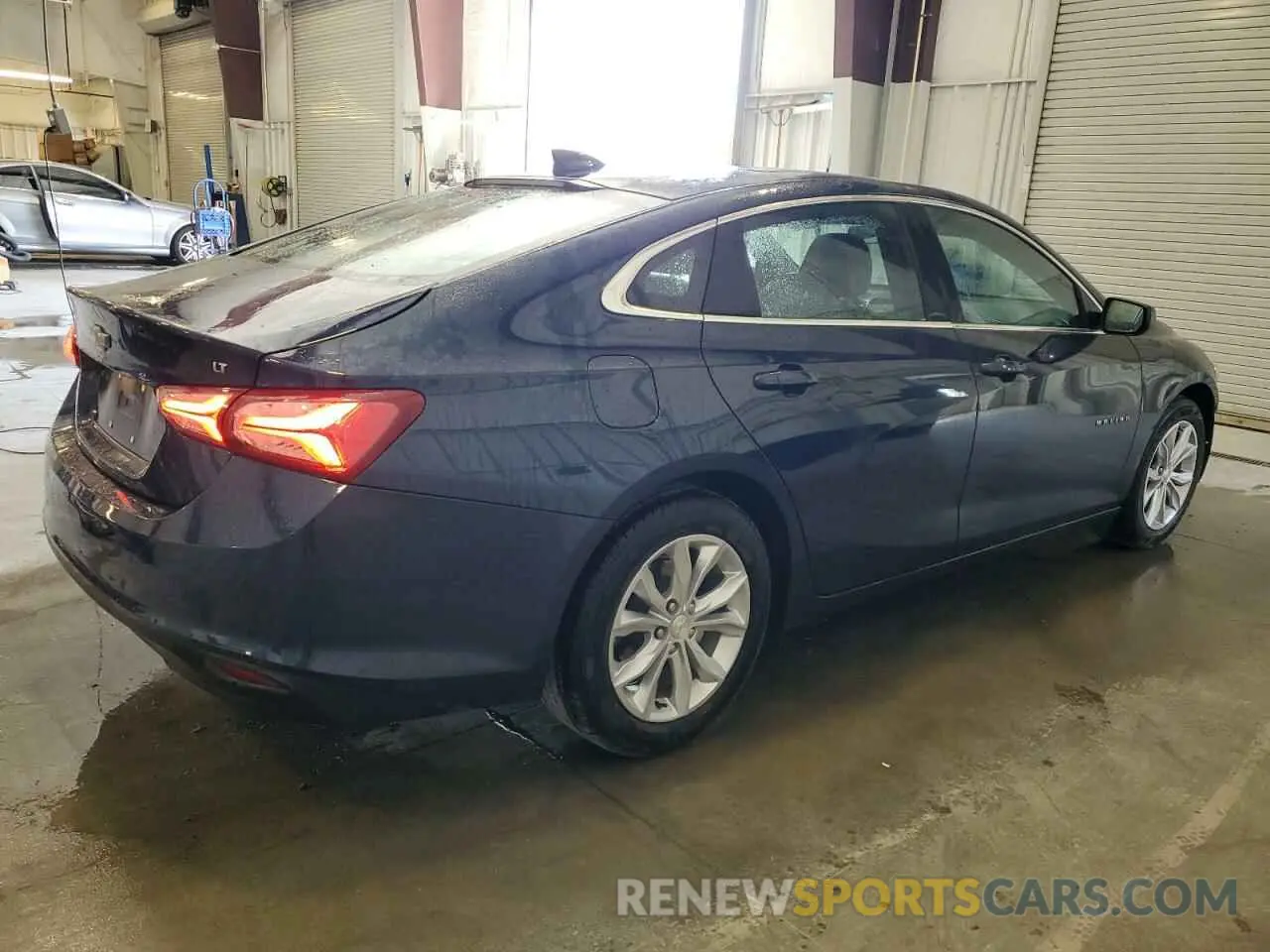 3 Photograph of a damaged car 1G1ZD5ST5NF139652 CHEVROLET MALIBU 2022