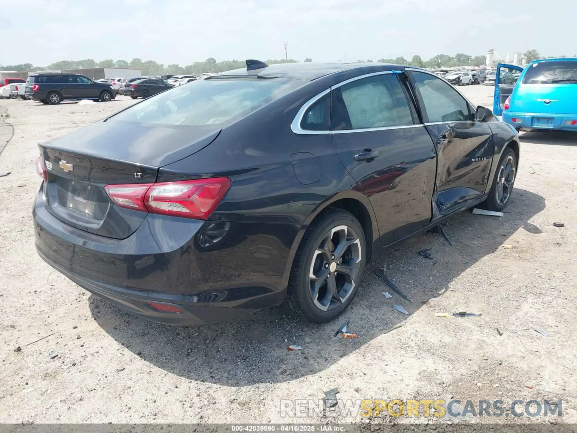 4 Photograph of a damaged car 1G1ZD5ST5NF140378 CHEVROLET MALIBU 2022