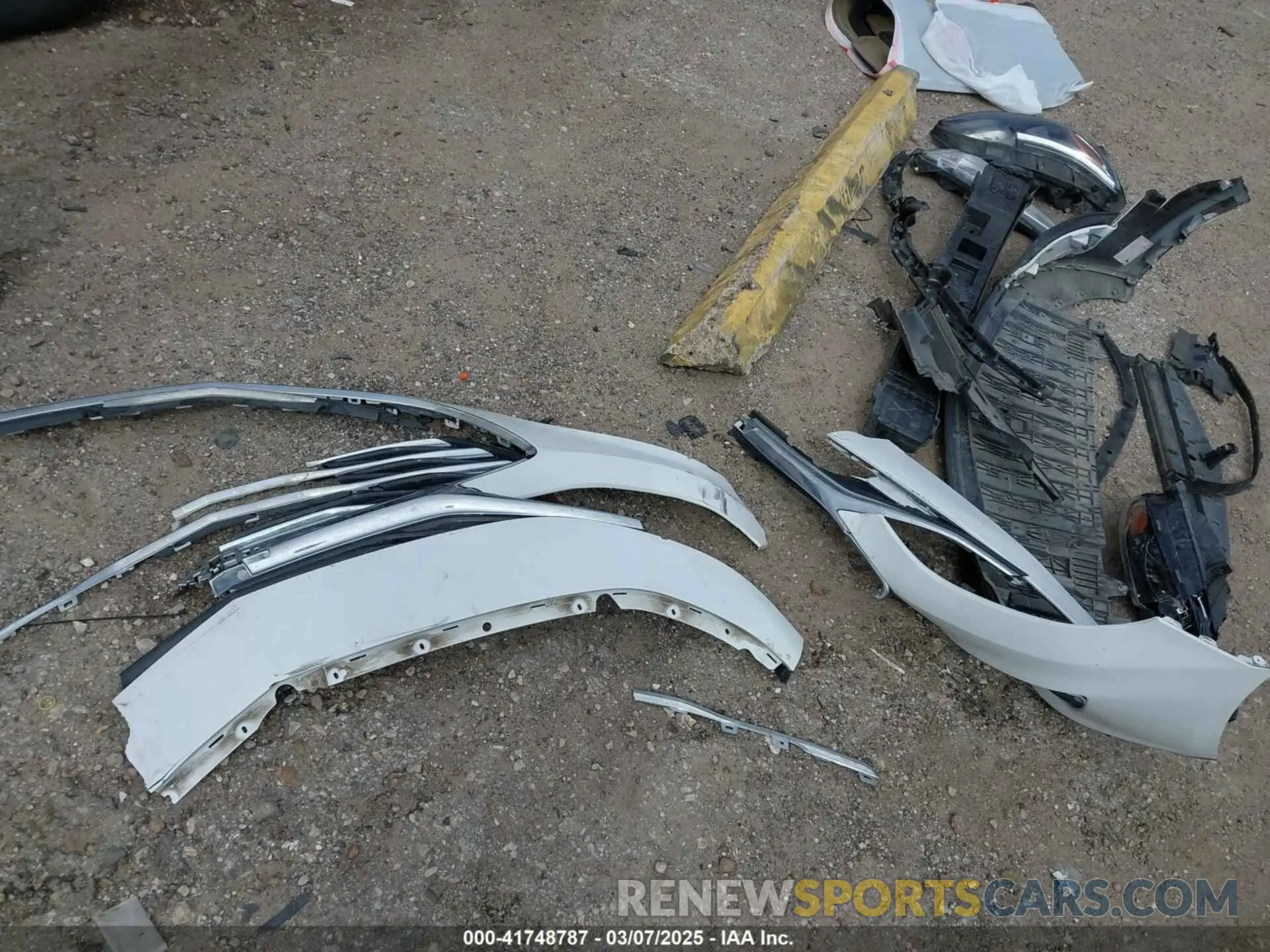 12 Photograph of a damaged car 1G1ZD5ST5NF140431 CHEVROLET MALIBU 2022