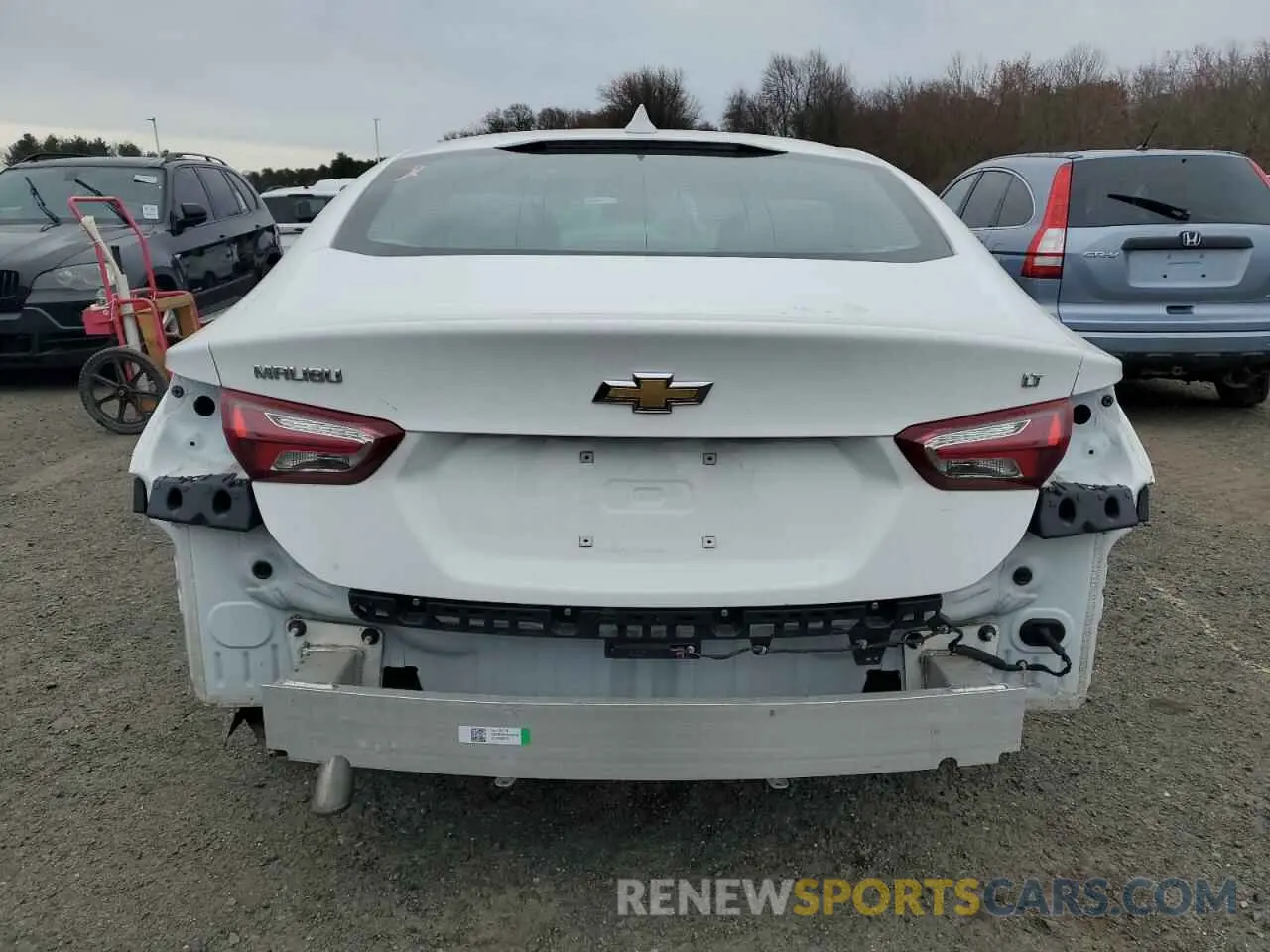 6 Photograph of a damaged car 1G1ZD5ST5NF143782 CHEVROLET MALIBU 2022