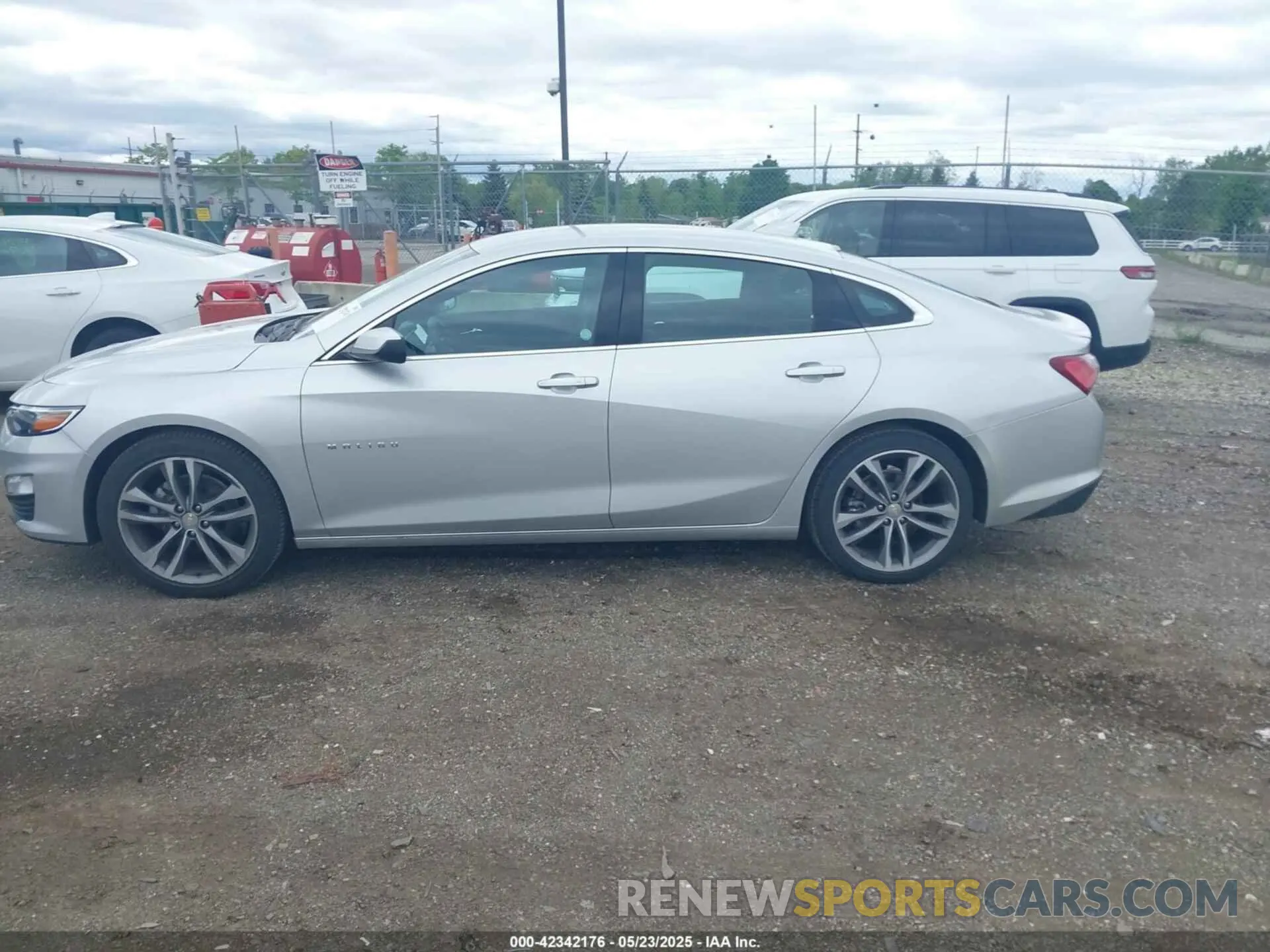 14 Photograph of a damaged car 1G1ZD5ST5NF148240 CHEVROLET MALIBU 2022