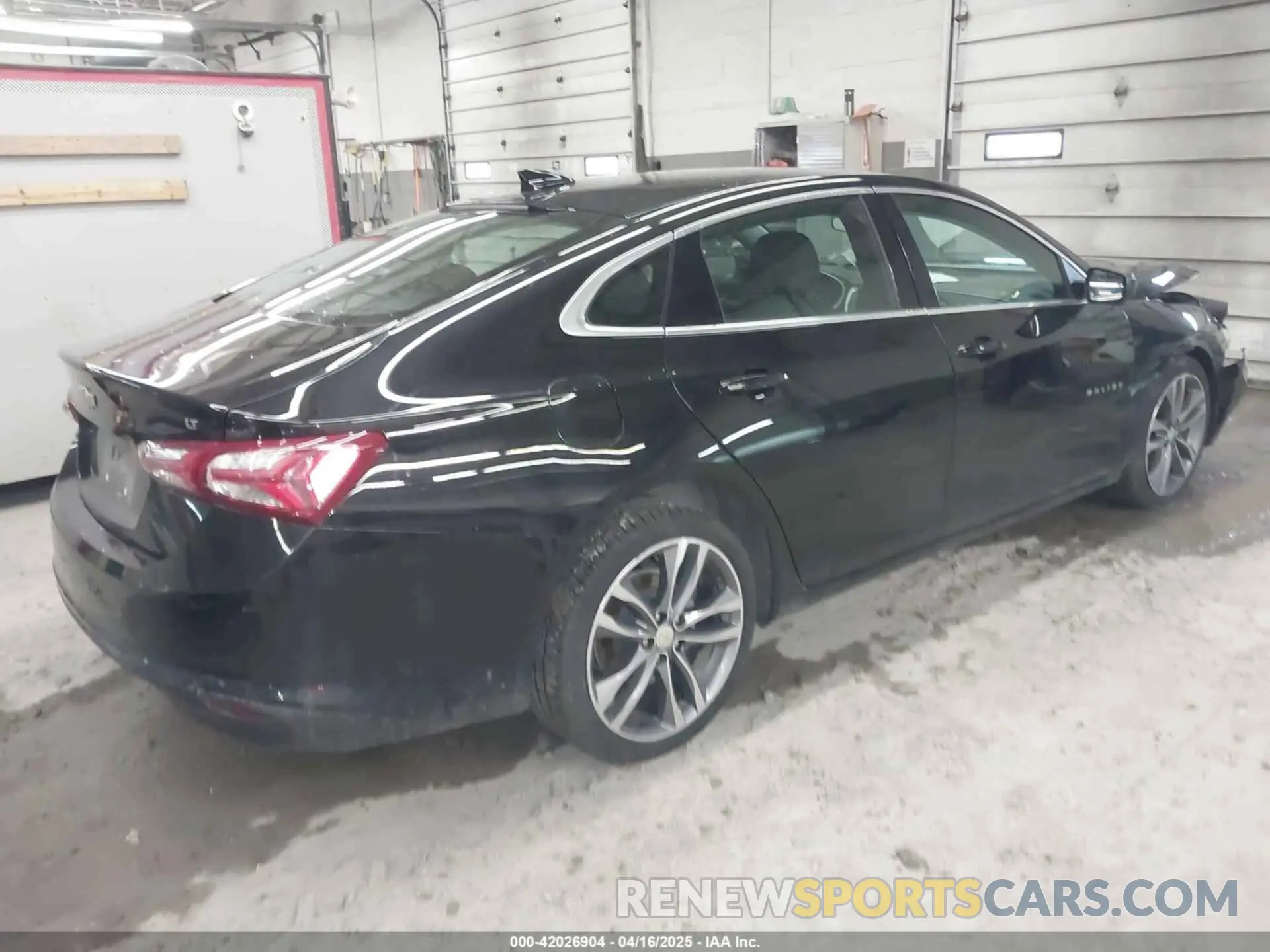 4 Photograph of a damaged car 1G1ZD5ST5NF159268 CHEVROLET MALIBU 2022
