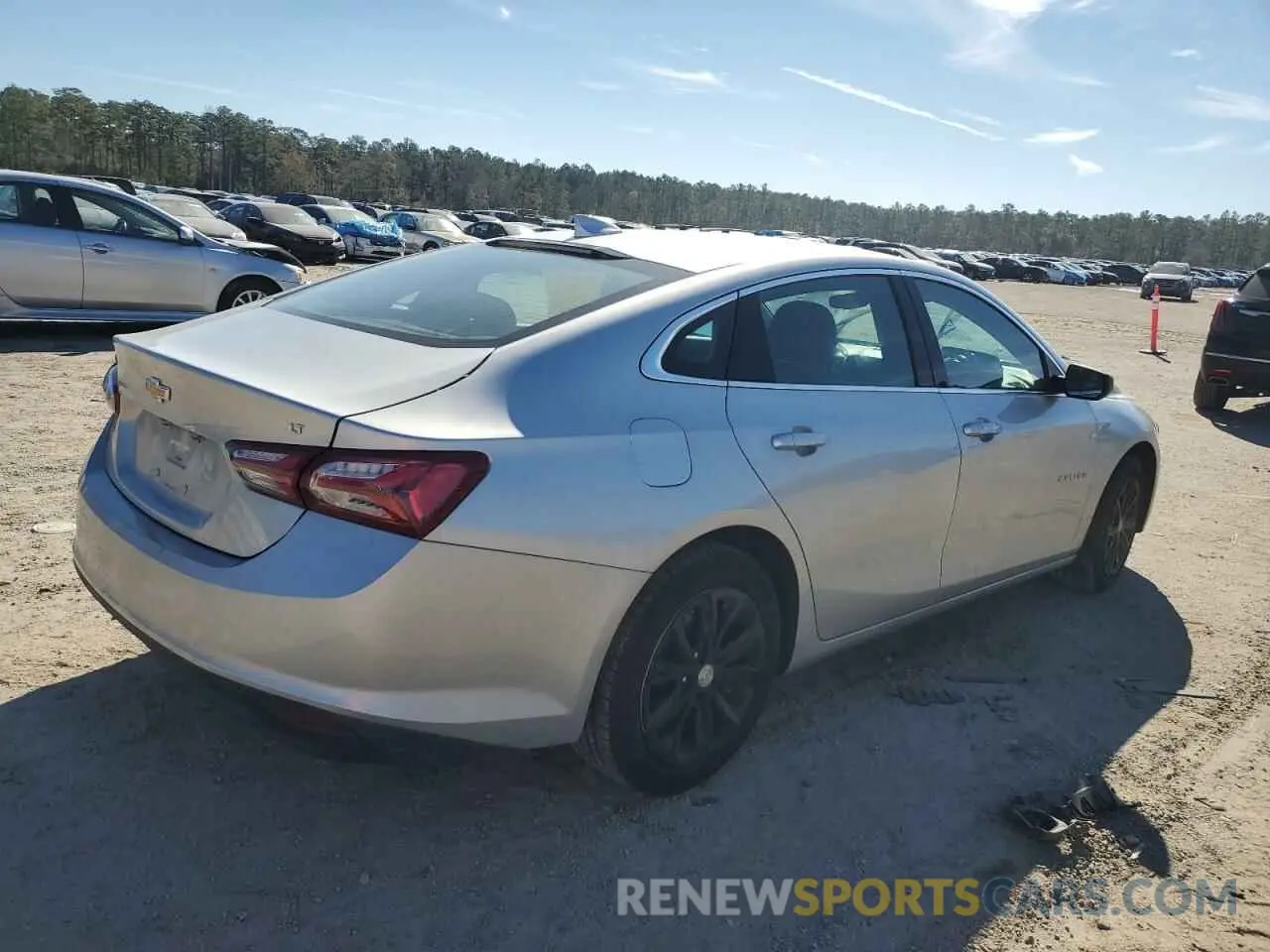 3 Photograph of a damaged car 1G1ZD5ST5NF164700 CHEVROLET MALIBU 2022