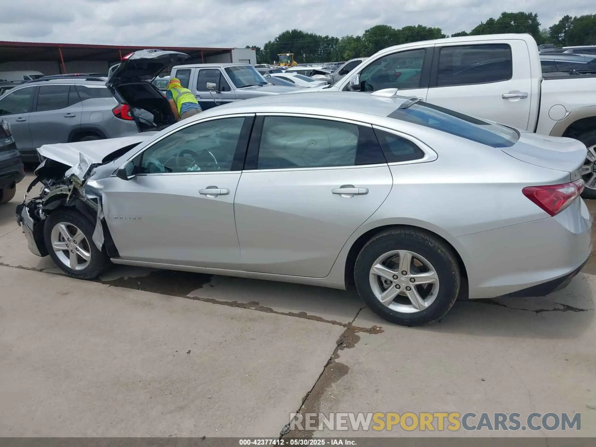 14 Photograph of a damaged car 1G1ZD5ST5NF173719 CHEVROLET MALIBU 2022