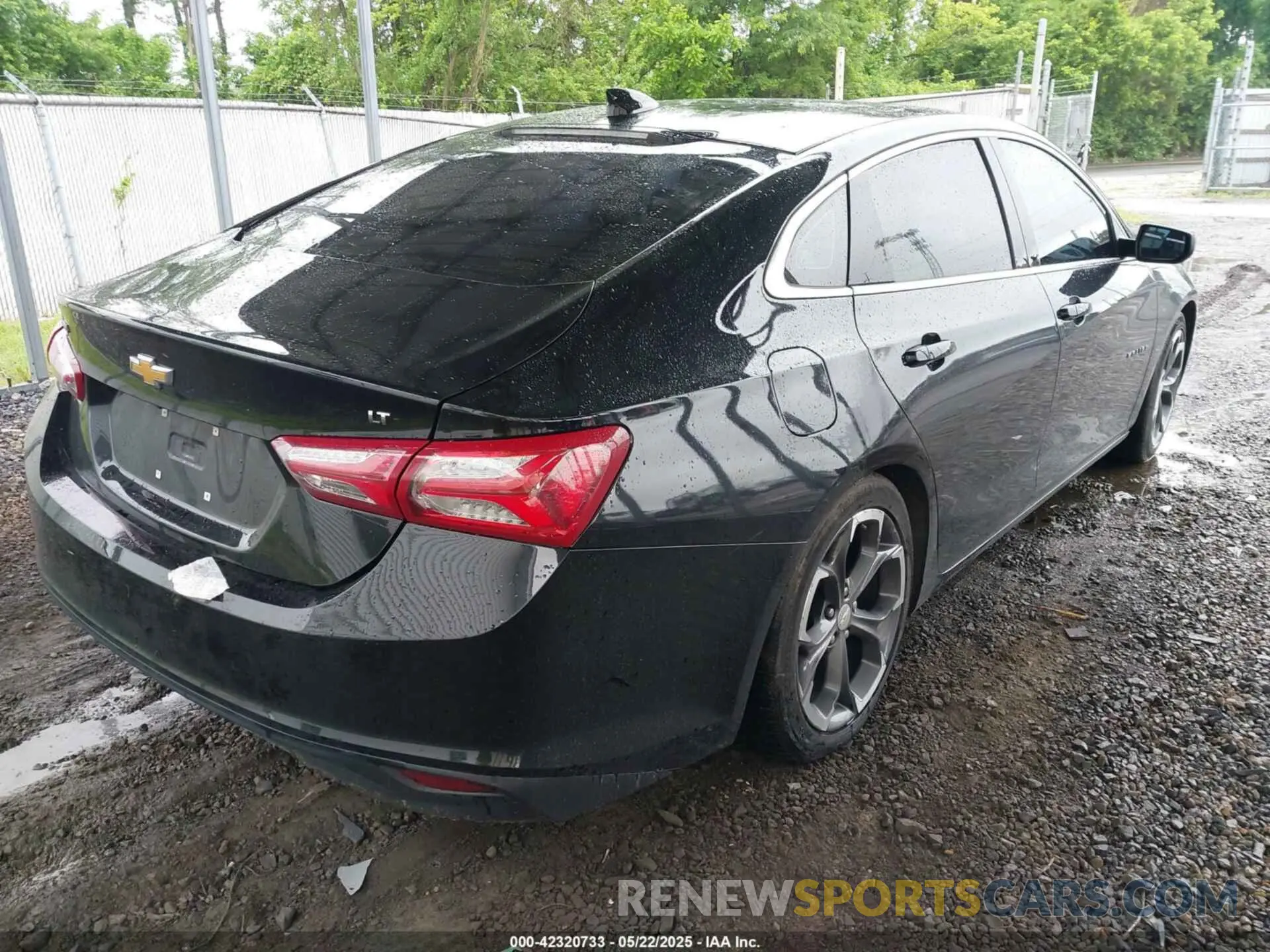 4 Photograph of a damaged car 1G1ZD5ST5NF179875 CHEVROLET MALIBU 2022