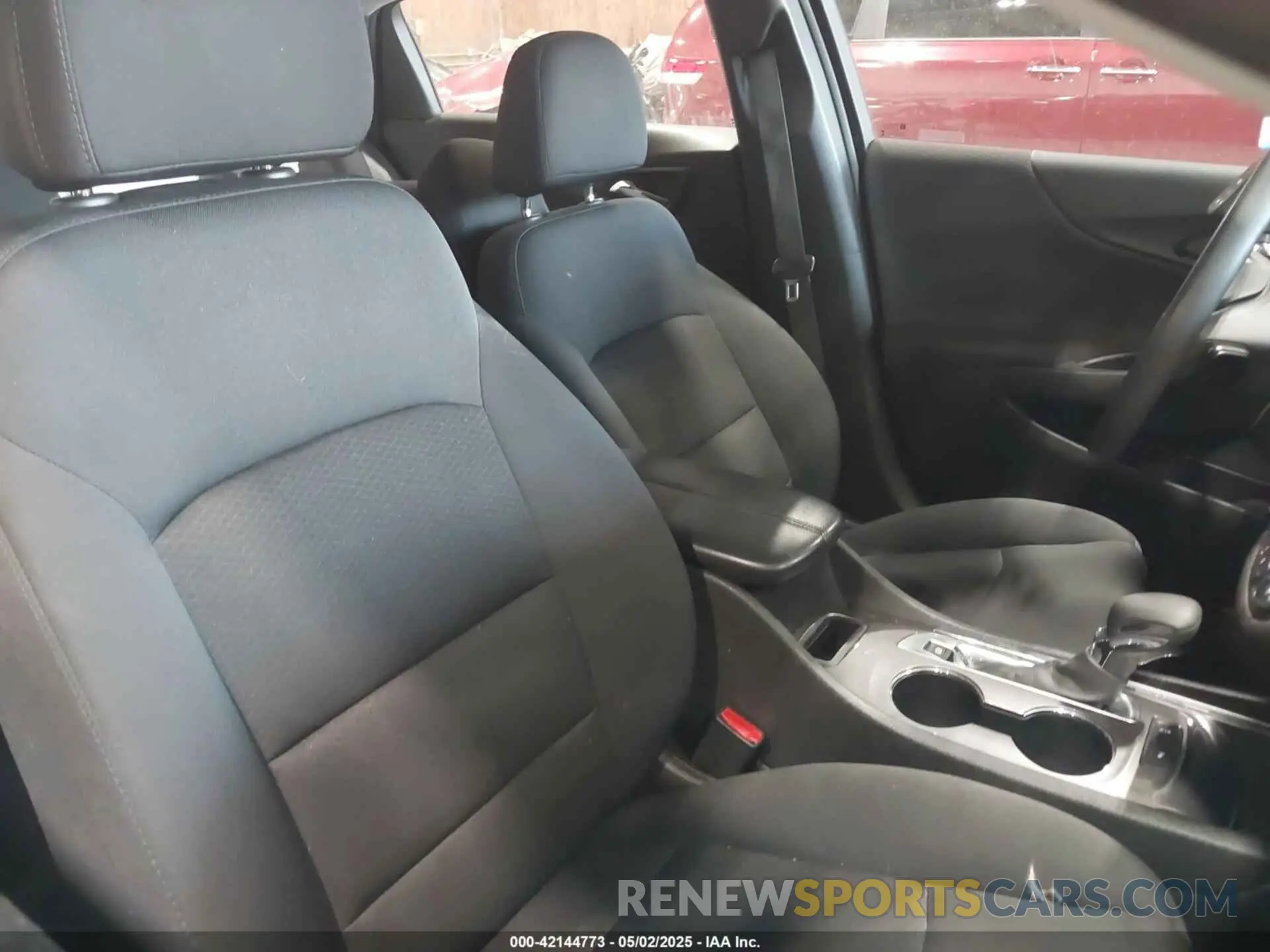 8 Photograph of a damaged car 1G1ZD5ST5NF209165 CHEVROLET MALIBU 2022