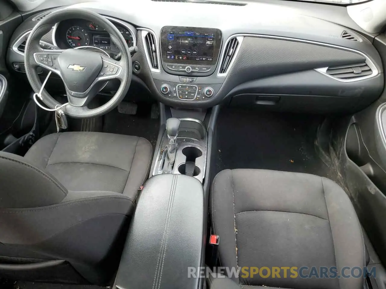 8 Photograph of a damaged car 1G1ZD5ST6NF114257 CHEVROLET MALIBU 2022