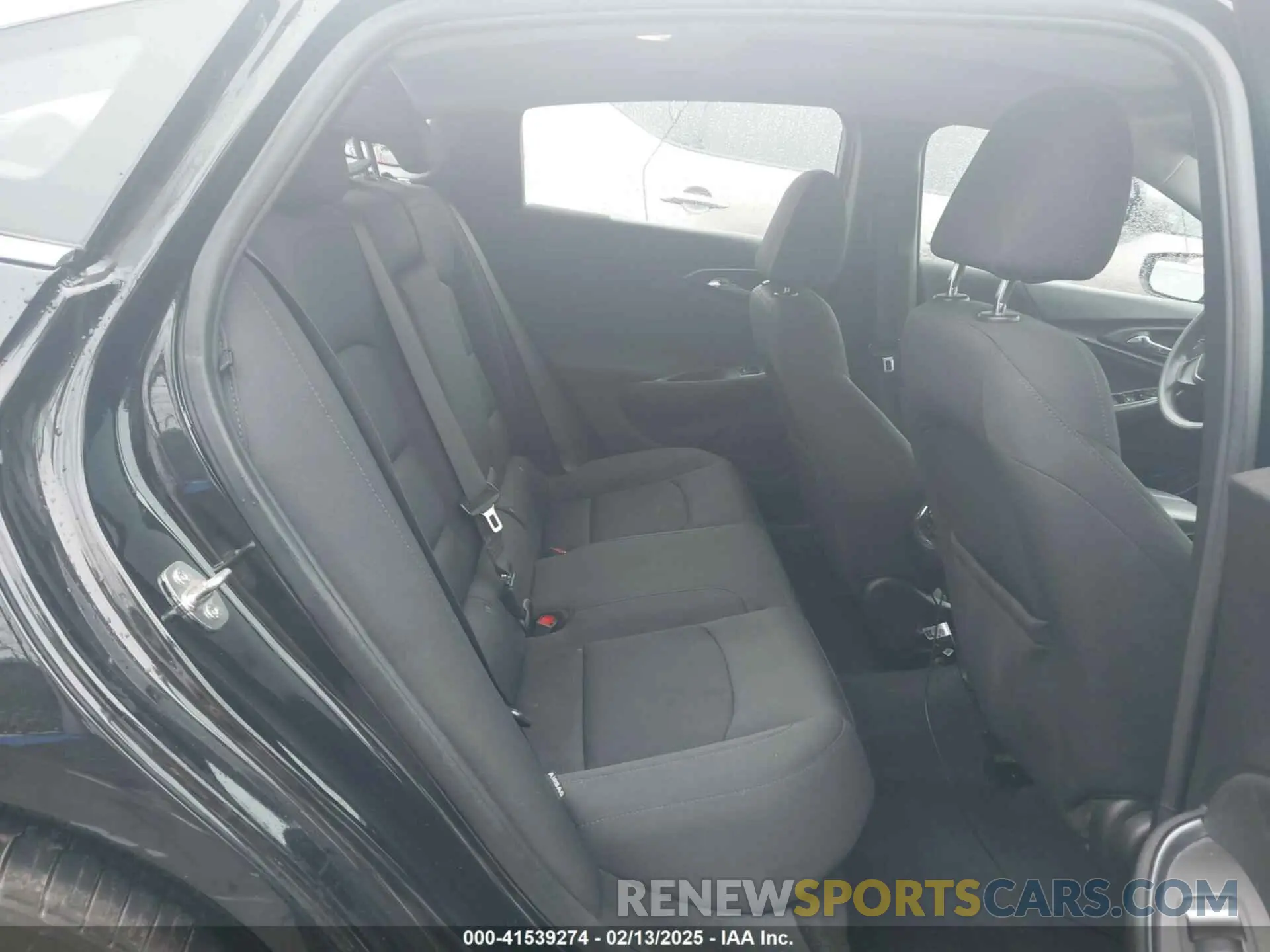 8 Photograph of a damaged car 1G1ZD5ST6NF120236 CHEVROLET MALIBU 2022