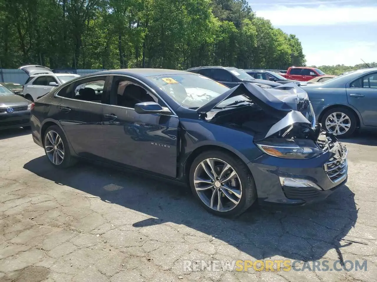 4 Photograph of a damaged car 1G1ZD5ST6NF138218 CHEVROLET MALIBU 2022