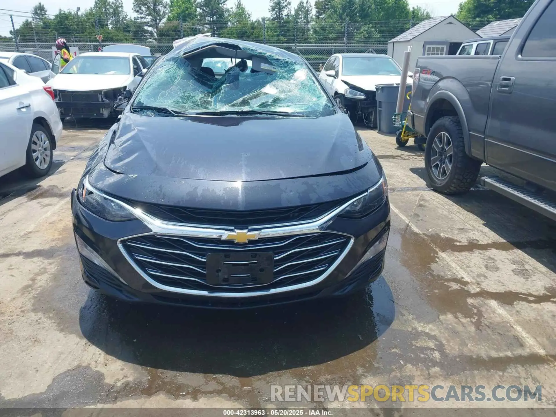 11 Photograph of a damaged car 1G1ZD5ST6NF160882 CHEVROLET MALIBU 2022