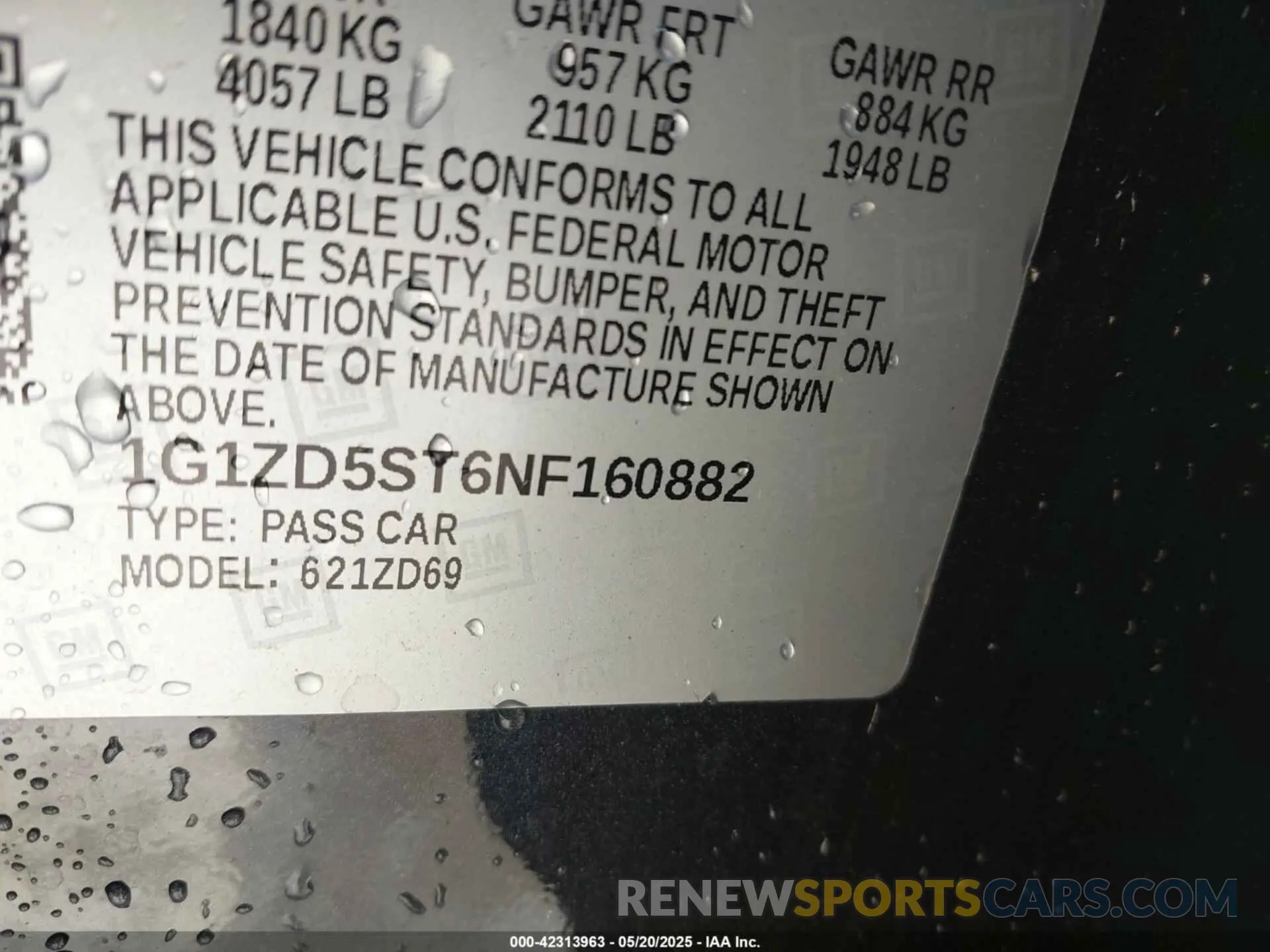 9 Photograph of a damaged car 1G1ZD5ST6NF160882 CHEVROLET MALIBU 2022