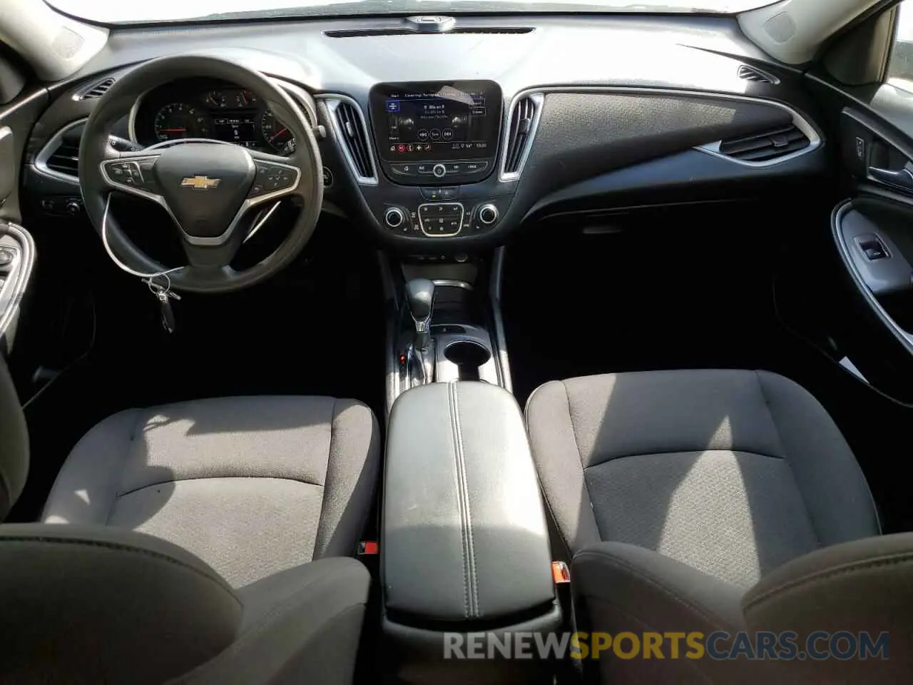 8 Photograph of a damaged car 1G1ZD5ST6NF178461 CHEVROLET MALIBU 2022