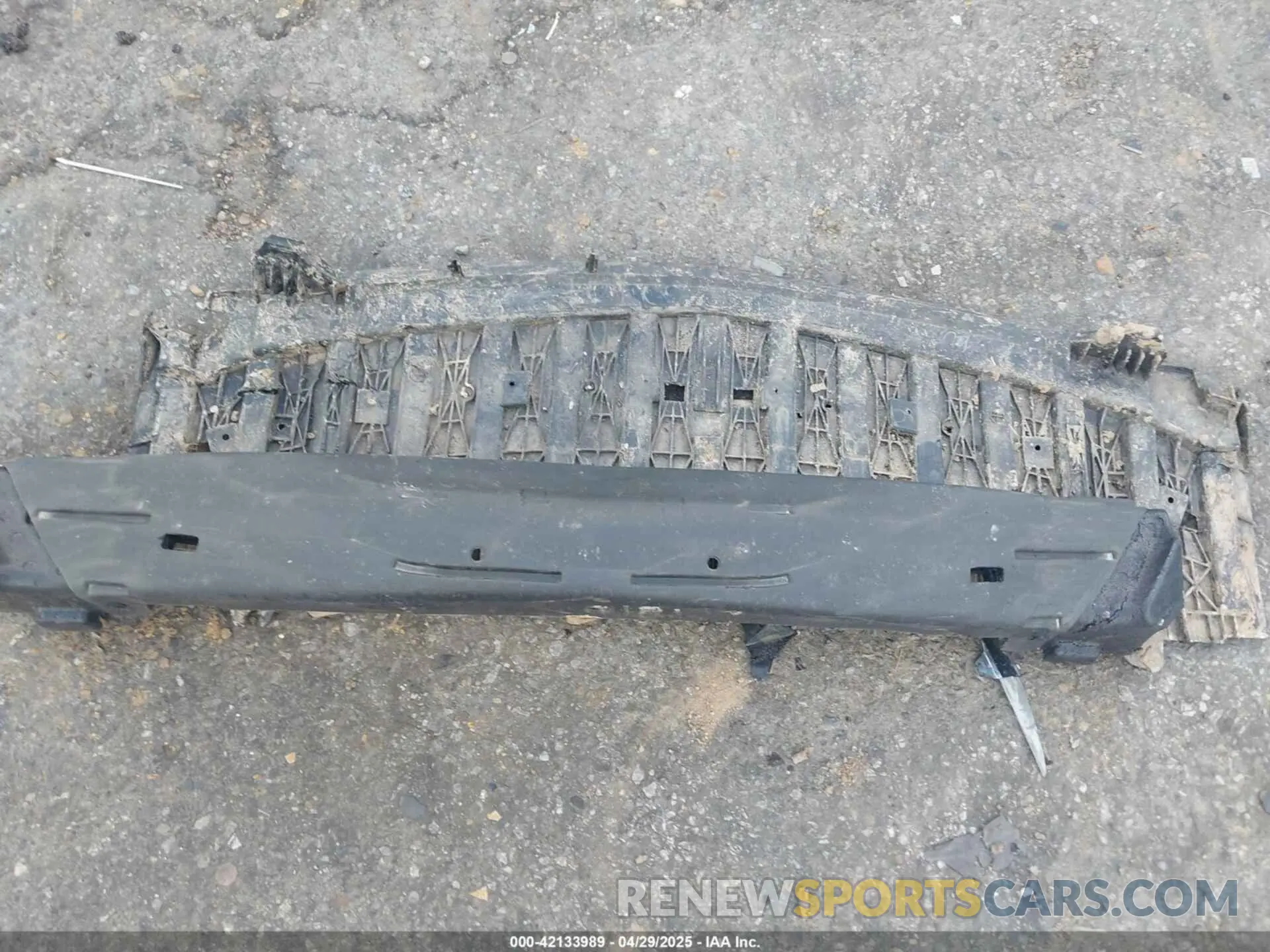 12 Photograph of a damaged car 1G1ZD5ST6NF180629 CHEVROLET MALIBU 2022