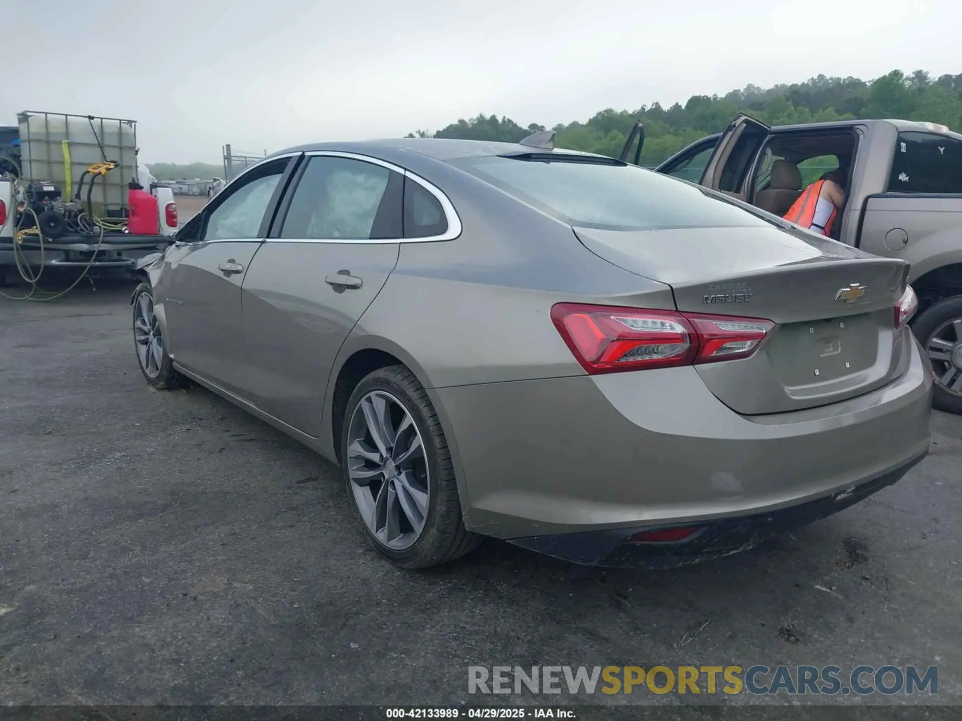 3 Photograph of a damaged car 1G1ZD5ST6NF180629 CHEVROLET MALIBU 2022