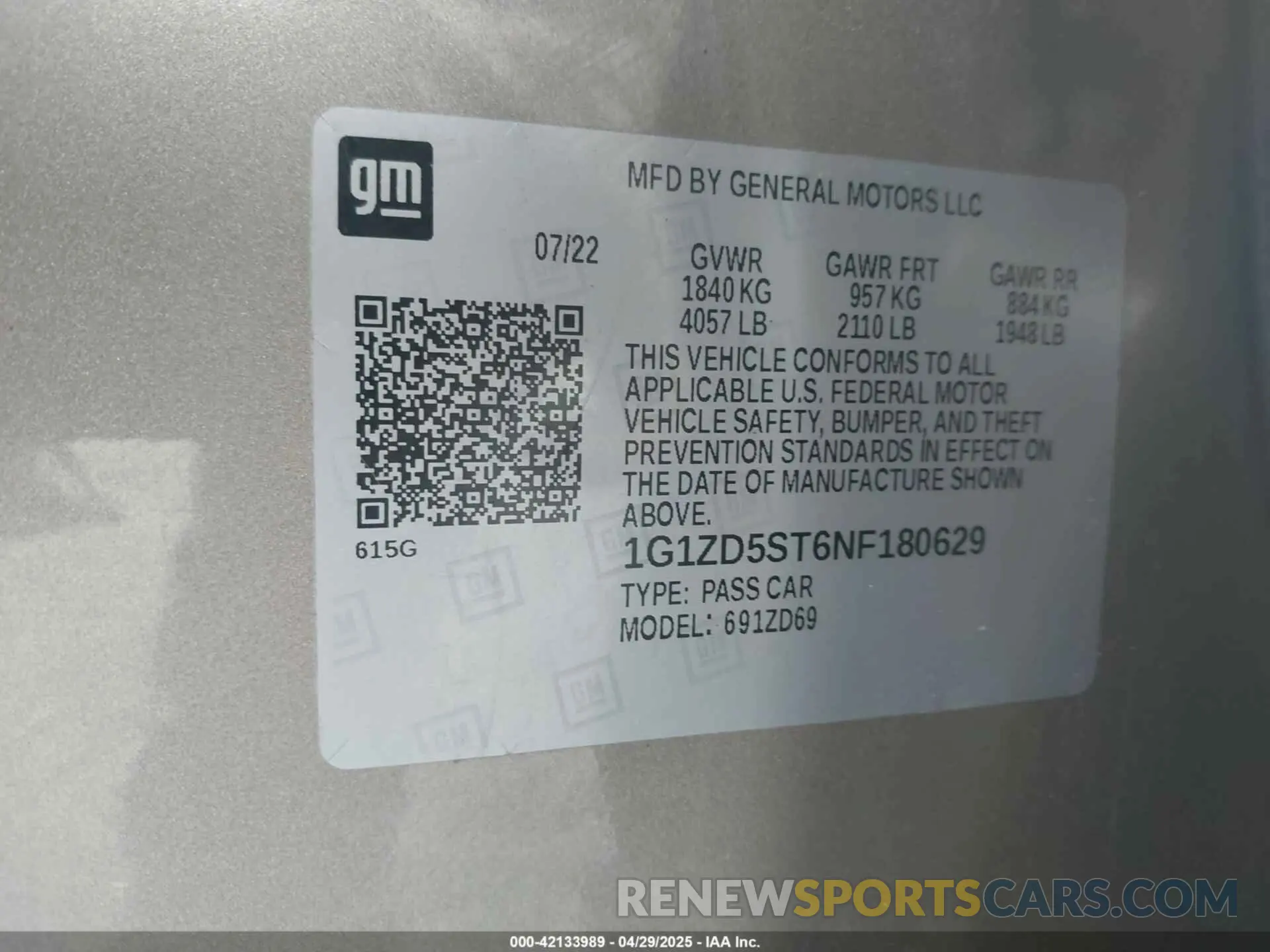 9 Photograph of a damaged car 1G1ZD5ST6NF180629 CHEVROLET MALIBU 2022