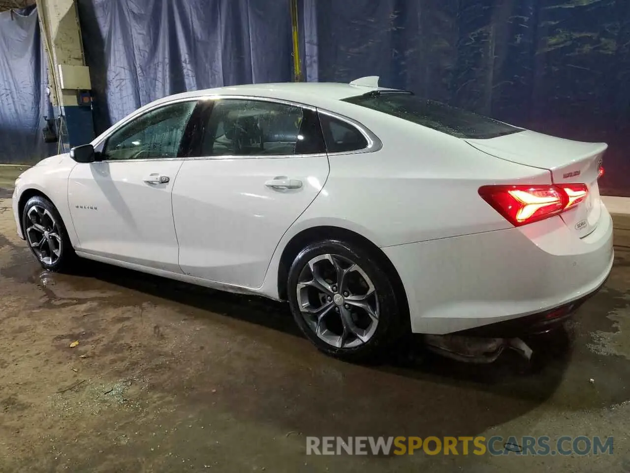 2 Photograph of a damaged car 1G1ZD5ST6NF216173 CHEVROLET MALIBU 2022