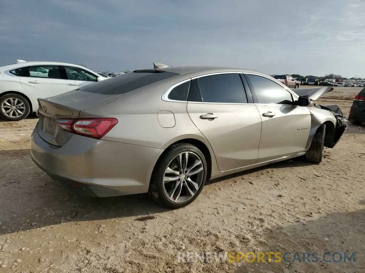 3 Photograph of a damaged car 1G1ZD5ST7NF110878 CHEVROLET MALIBU 2022