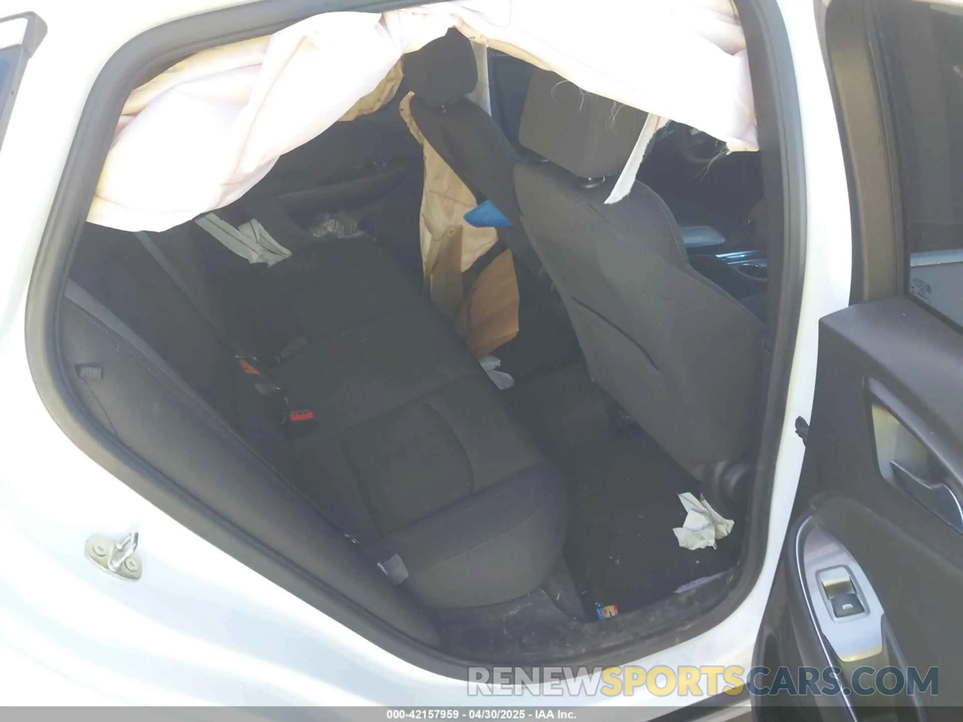 8 Photograph of a damaged car 1G1ZD5ST7NF115966 CHEVROLET MALIBU 2022