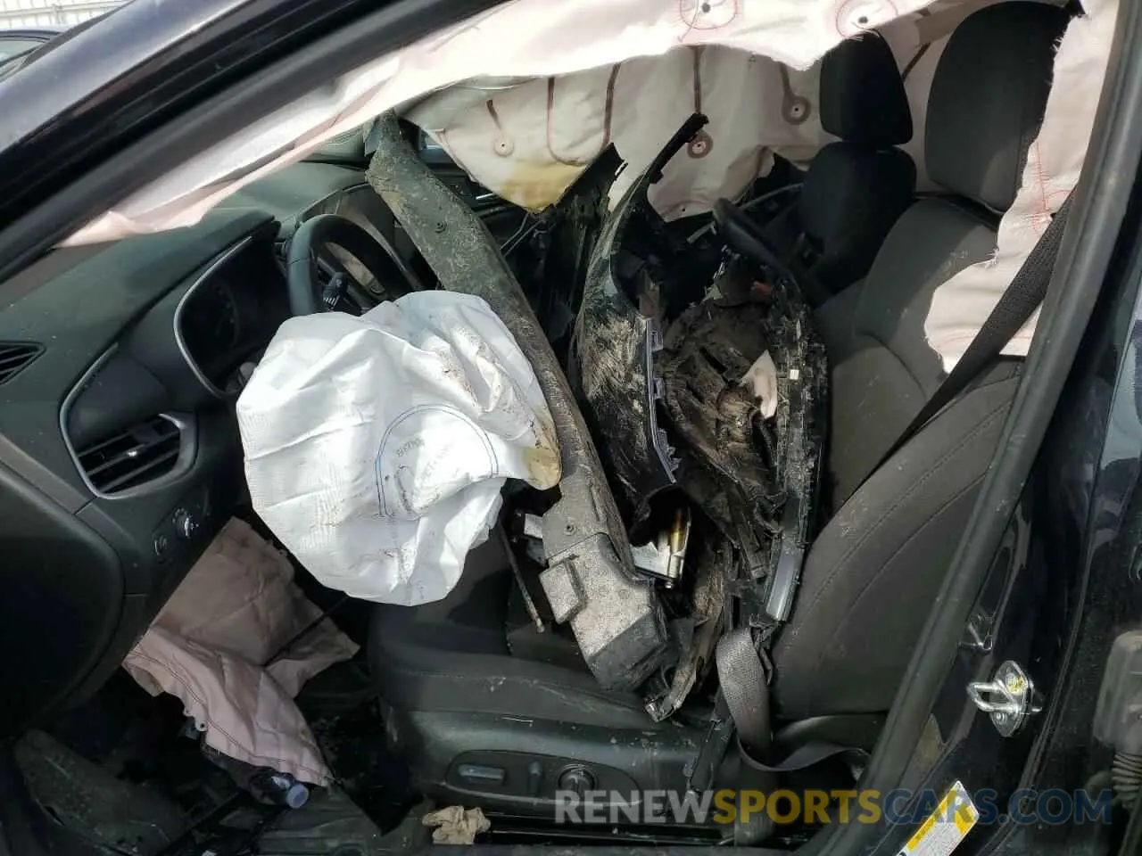 7 Photograph of a damaged car 1G1ZD5ST7NF120794 CHEVROLET MALIBU 2022