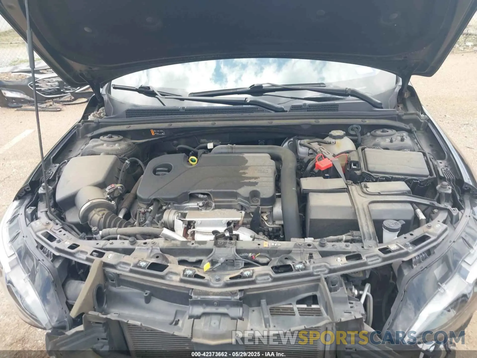 10 Photograph of a damaged car 1G1ZD5ST7NF127714 CHEVROLET MALIBU 2022