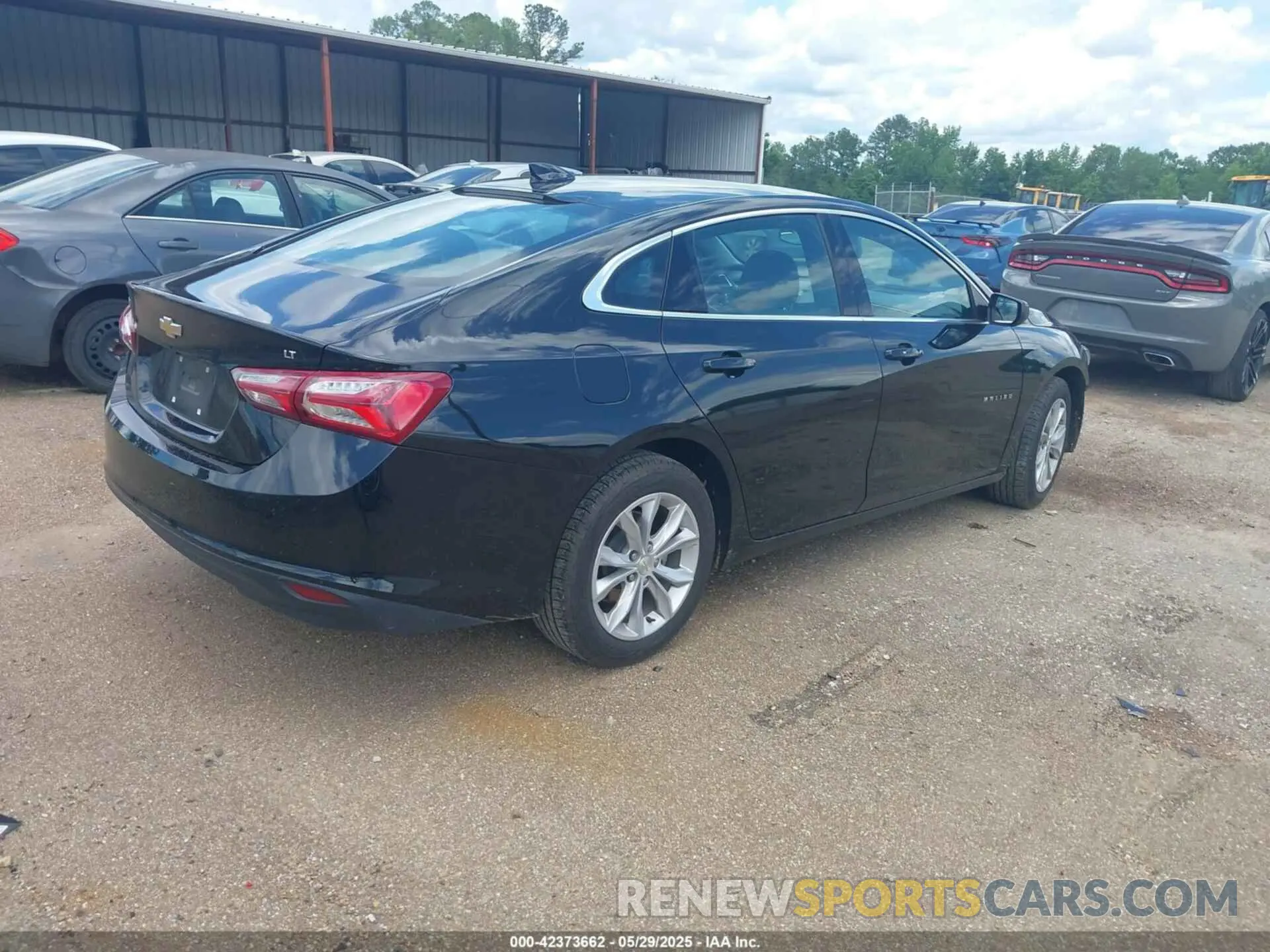 4 Photograph of a damaged car 1G1ZD5ST7NF127714 CHEVROLET MALIBU 2022