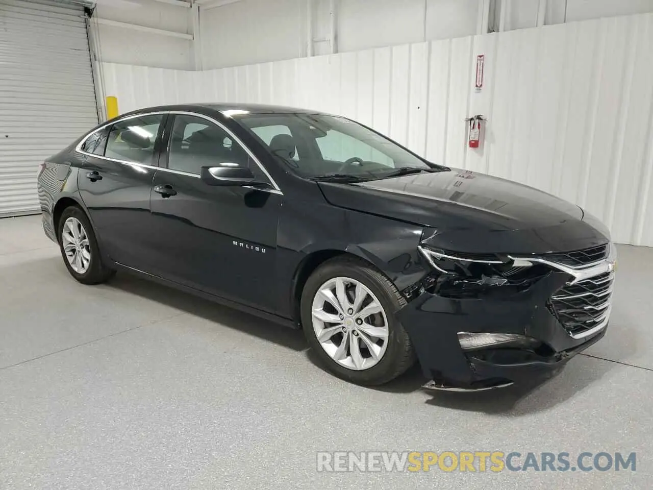 4 Photograph of a damaged car 1G1ZD5ST7NF132556 CHEVROLET MALIBU 2022