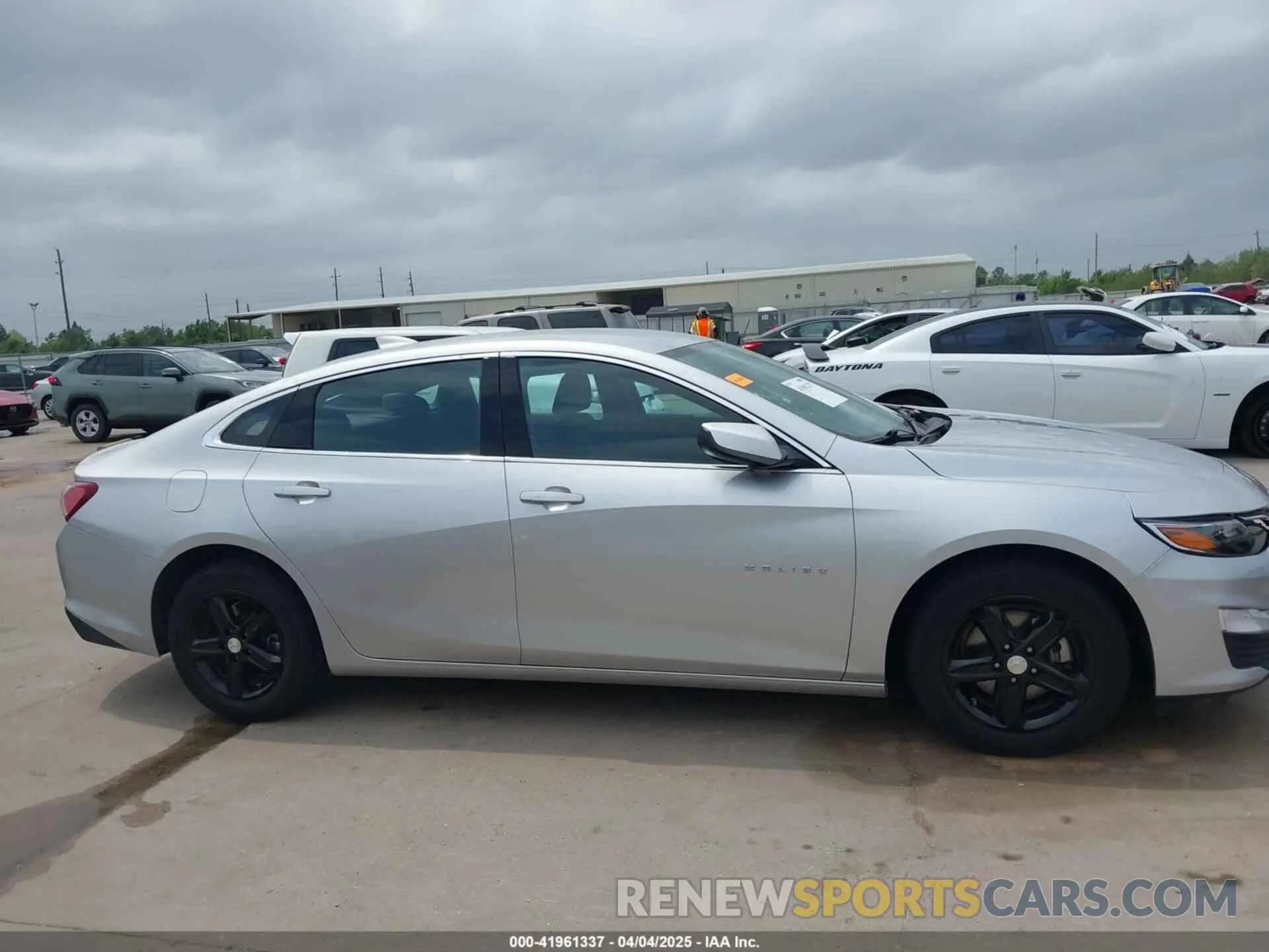 13 Photograph of a damaged car 1G1ZD5ST7NF133416 CHEVROLET MALIBU 2022
