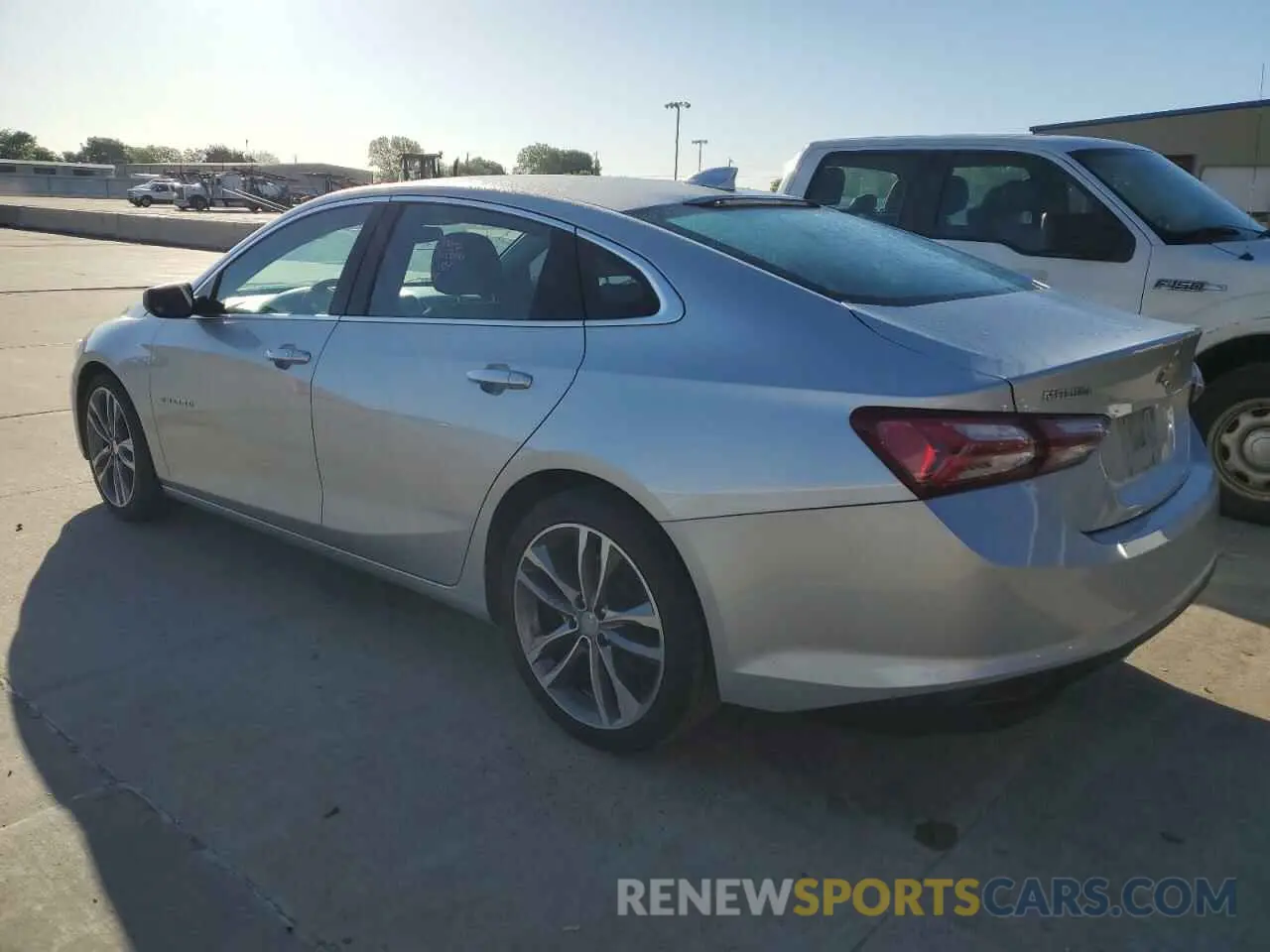 2 Photograph of a damaged car 1G1ZD5ST7NF136705 CHEVROLET MALIBU 2022
