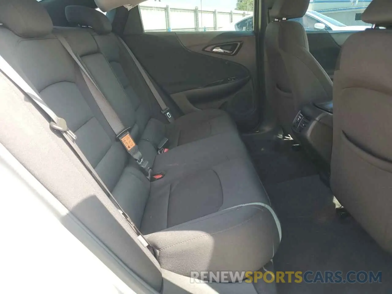 10 Photograph of a damaged car 1G1ZD5ST7NF144724 CHEVROLET MALIBU 2022