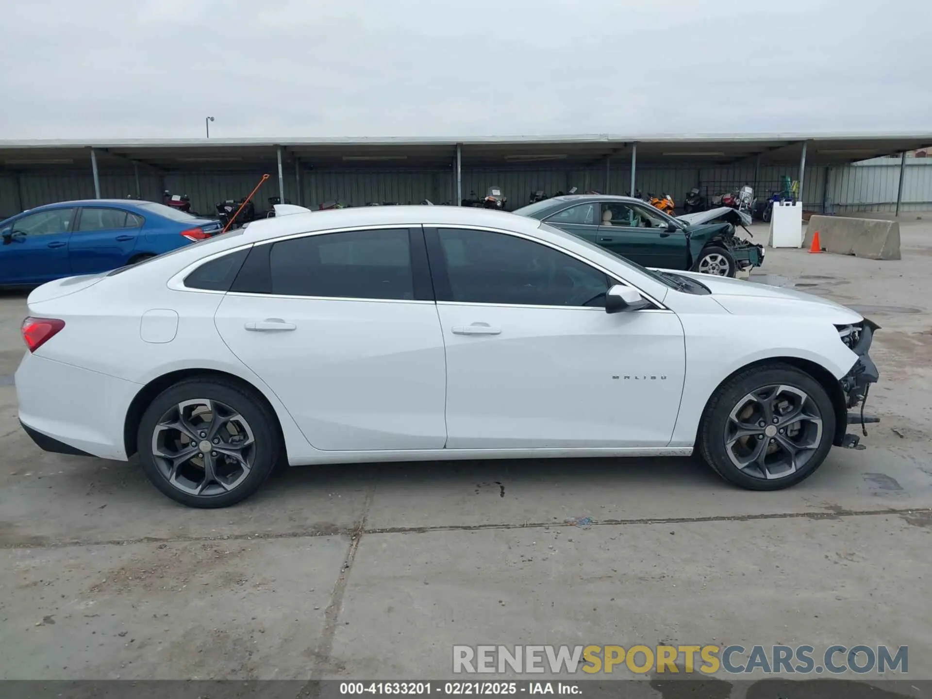 14 Photograph of a damaged car 1G1ZD5ST7NF150300 CHEVROLET MALIBU 2022