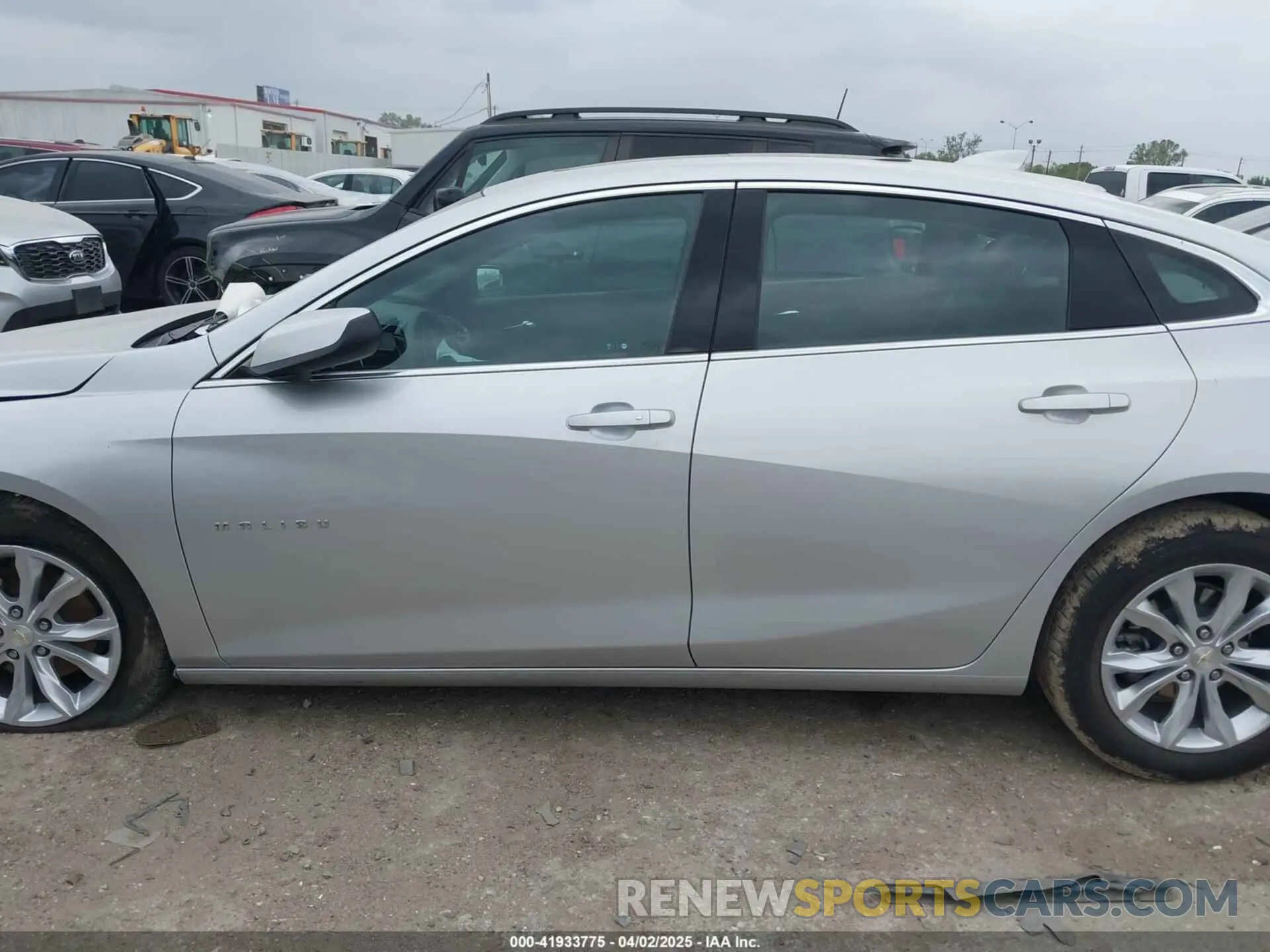 13 Photograph of a damaged car 1G1ZD5ST7NF151995 CHEVROLET MALIBU 2022