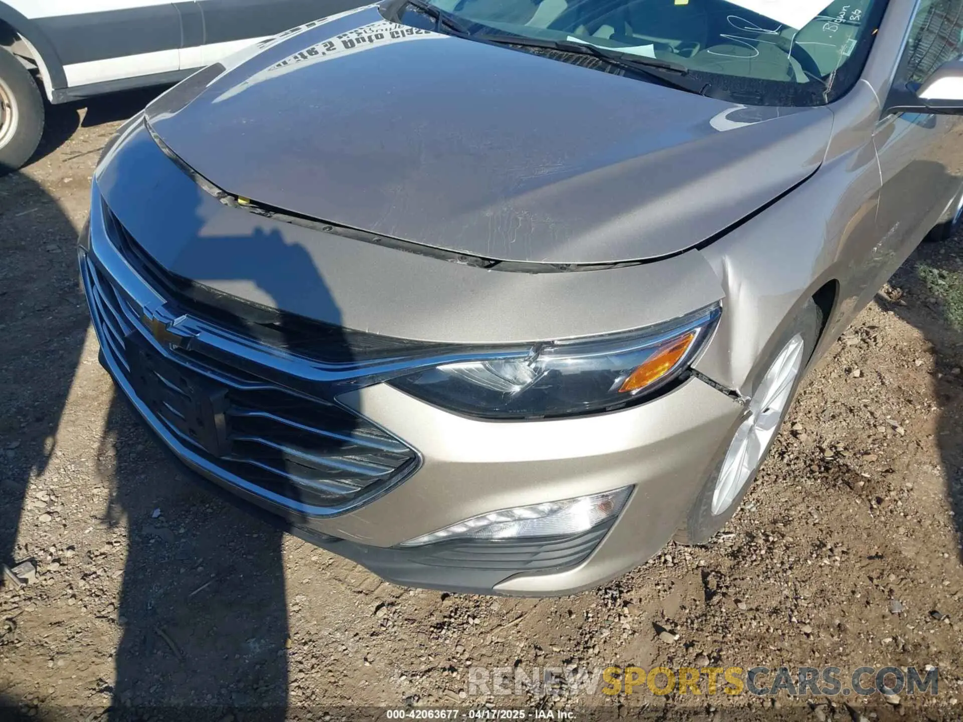 6 Photograph of a damaged car 1G1ZD5ST7NF154833 CHEVROLET MALIBU 2022